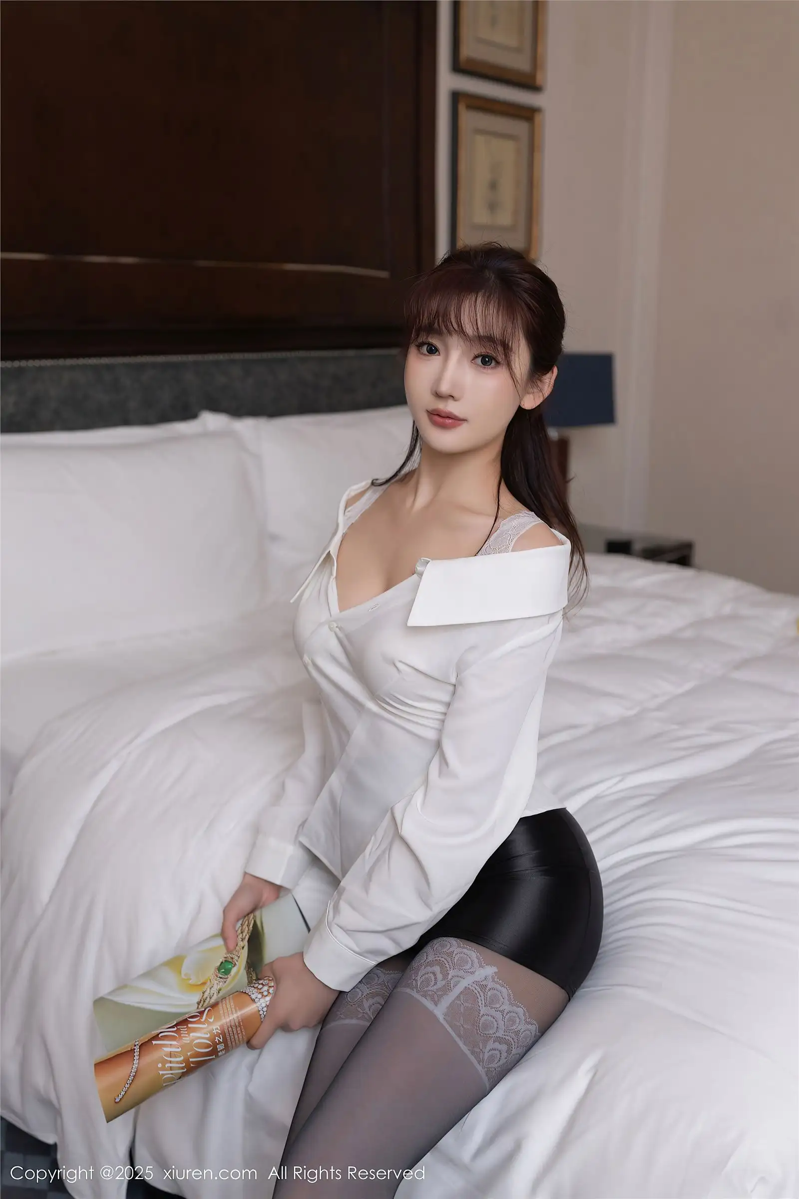 [XIUREN秀人网] 2025.04.17 NO.10166 陆萱萱