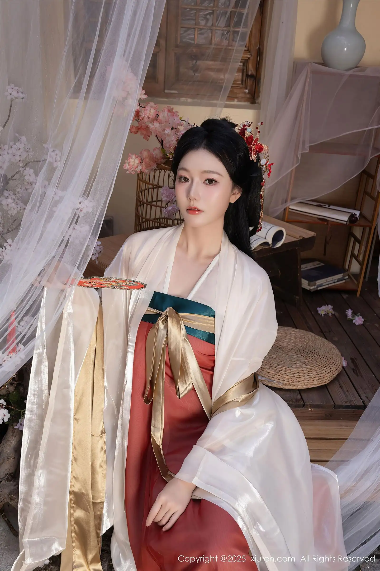 [XIUREN秀人网] 2025.04.29 NO.10223 陆萱萱