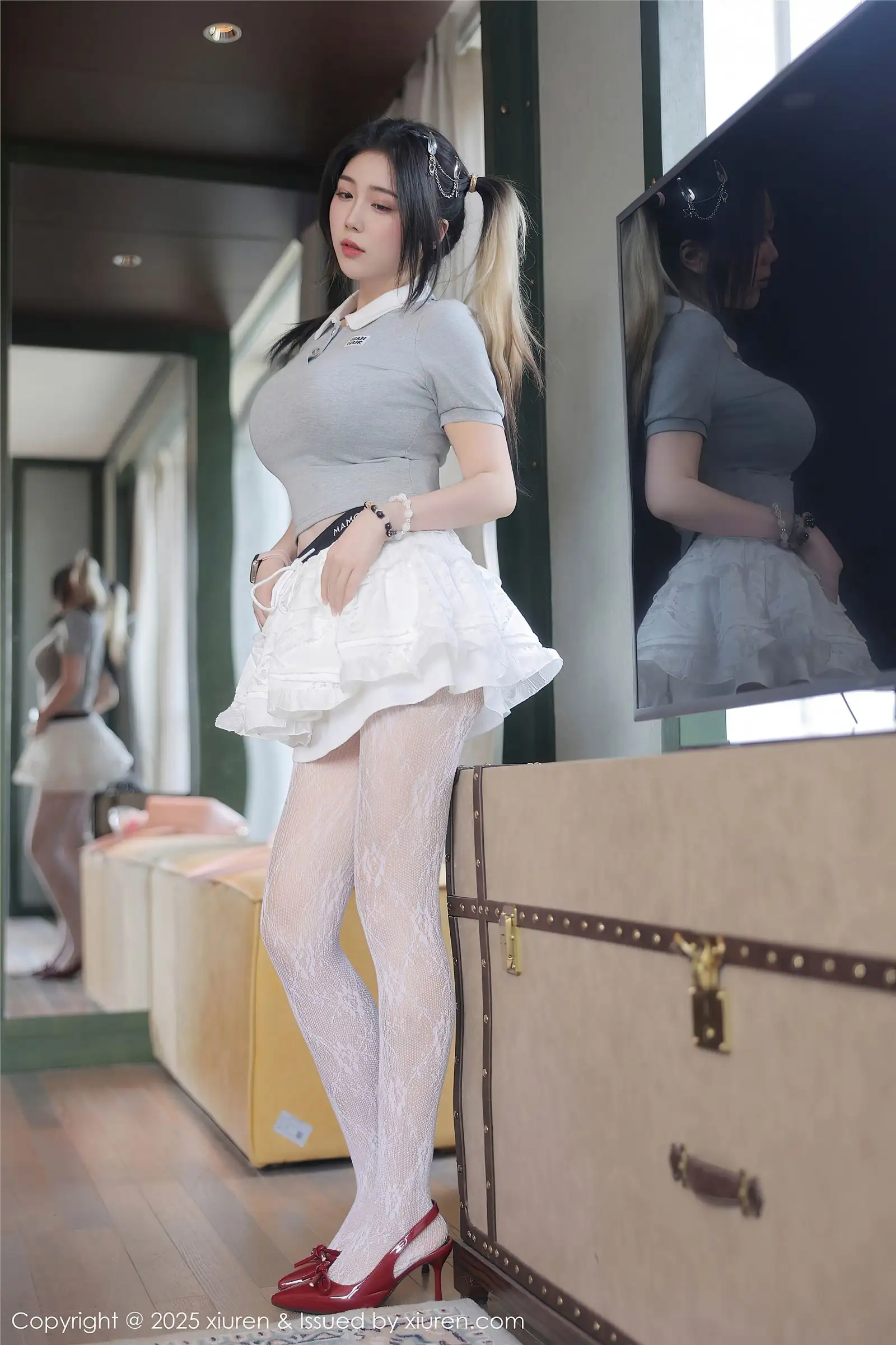 [XIUREN秀人网] 2025.05.27 NO.10330 诺诺Hsu