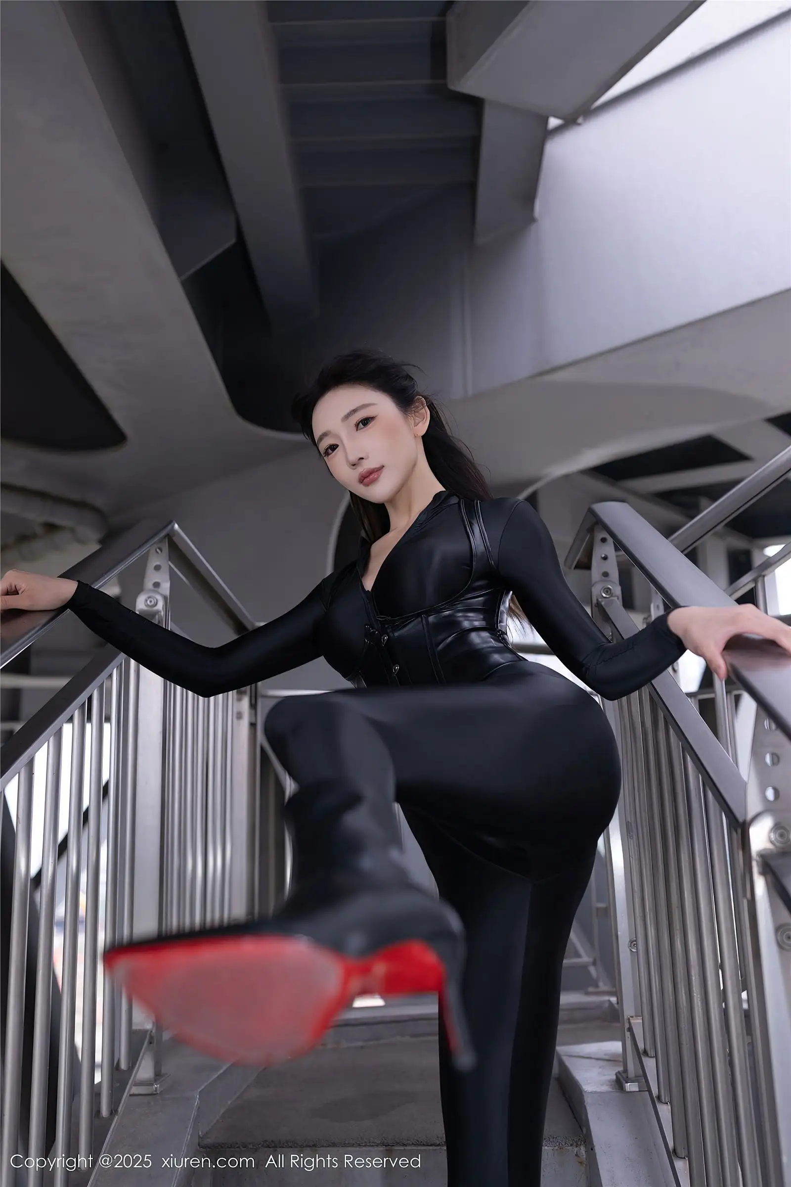 [XIUREN秀人网] 2025.06.12 NO.10404 陆萱萱