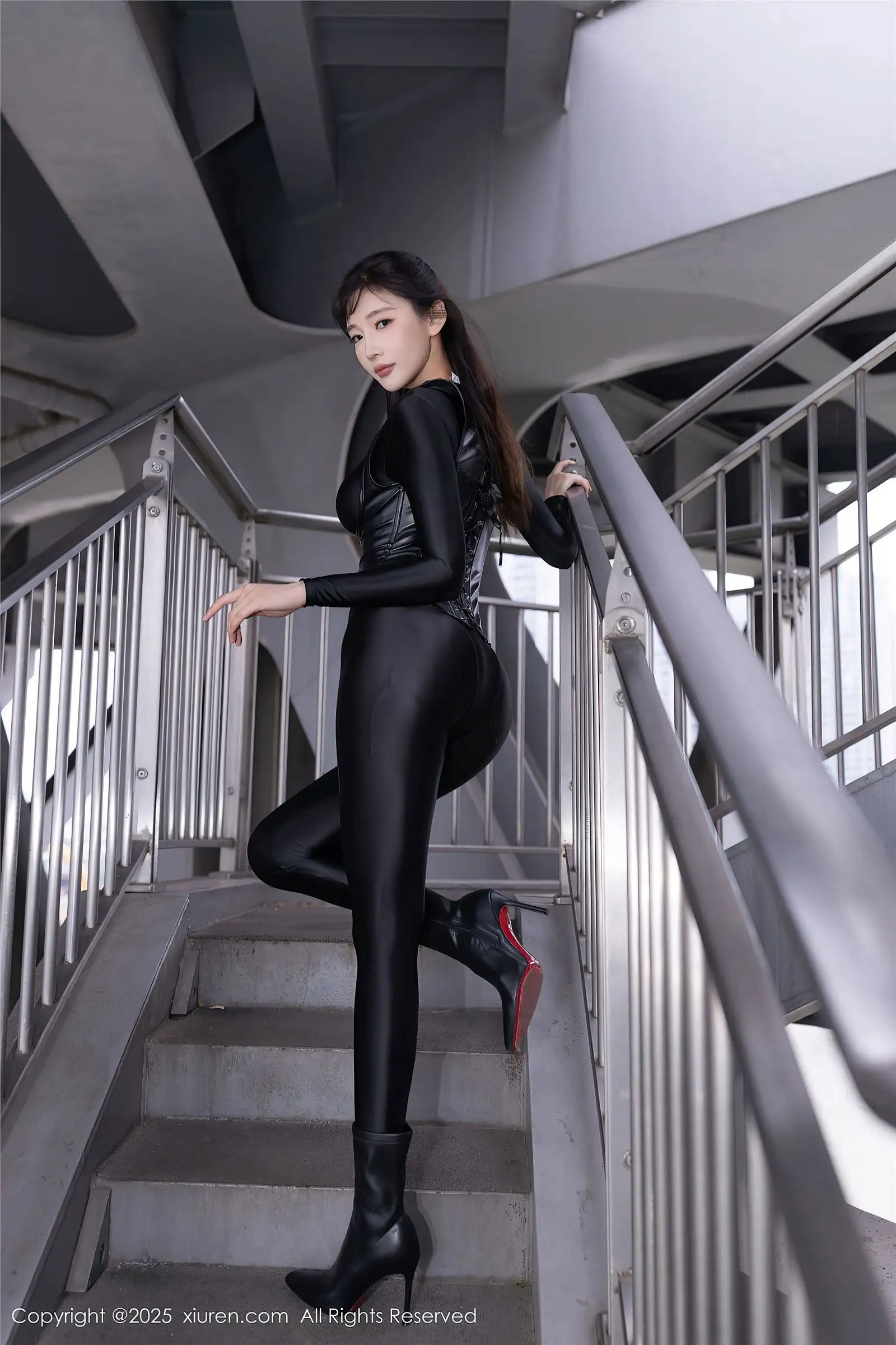 [XIUREN秀人网] 2025.06.12 NO.10404 陆萱萱