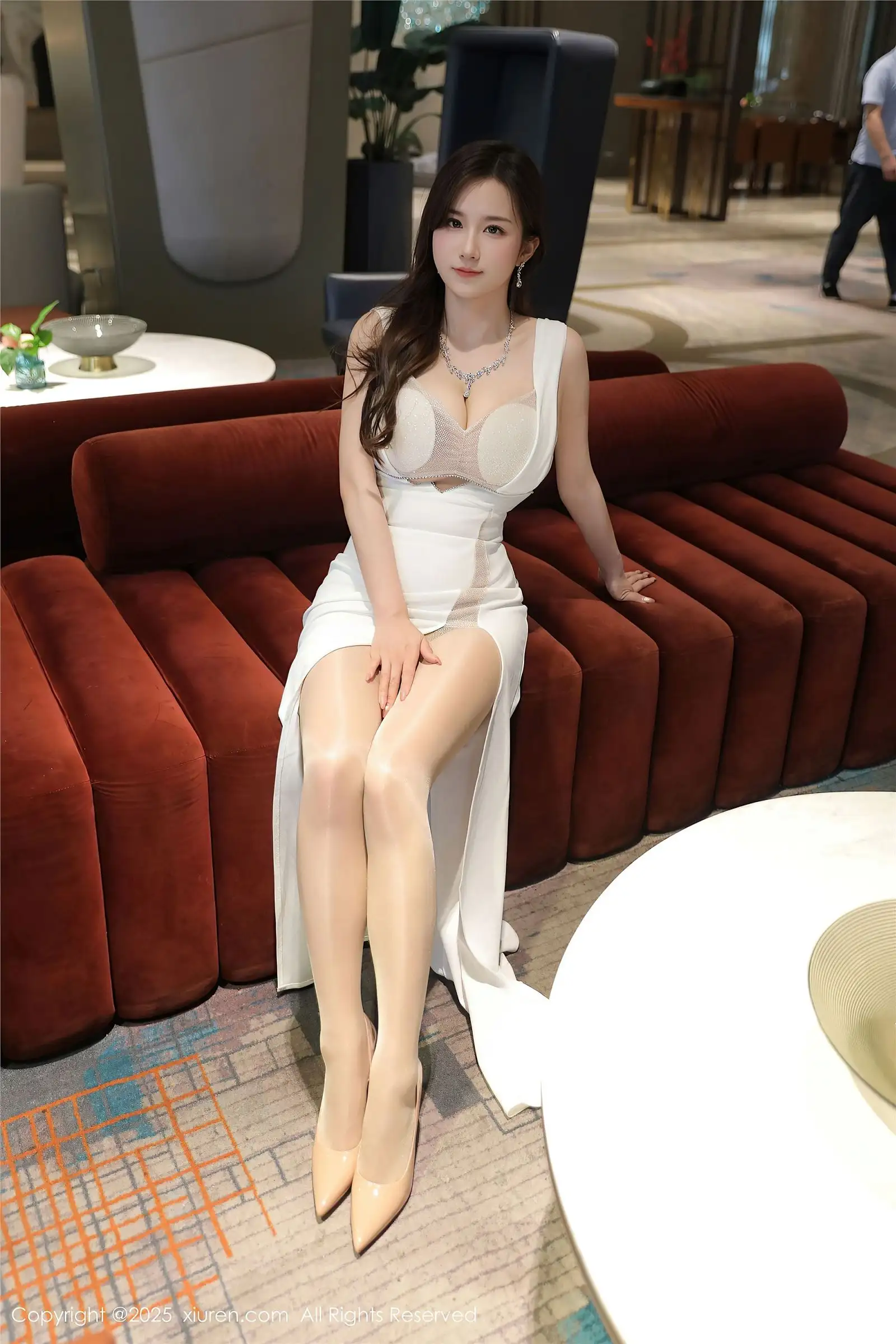 [XIUREN秀人网] 2025.06.18 NO.10429 小肉肉咪