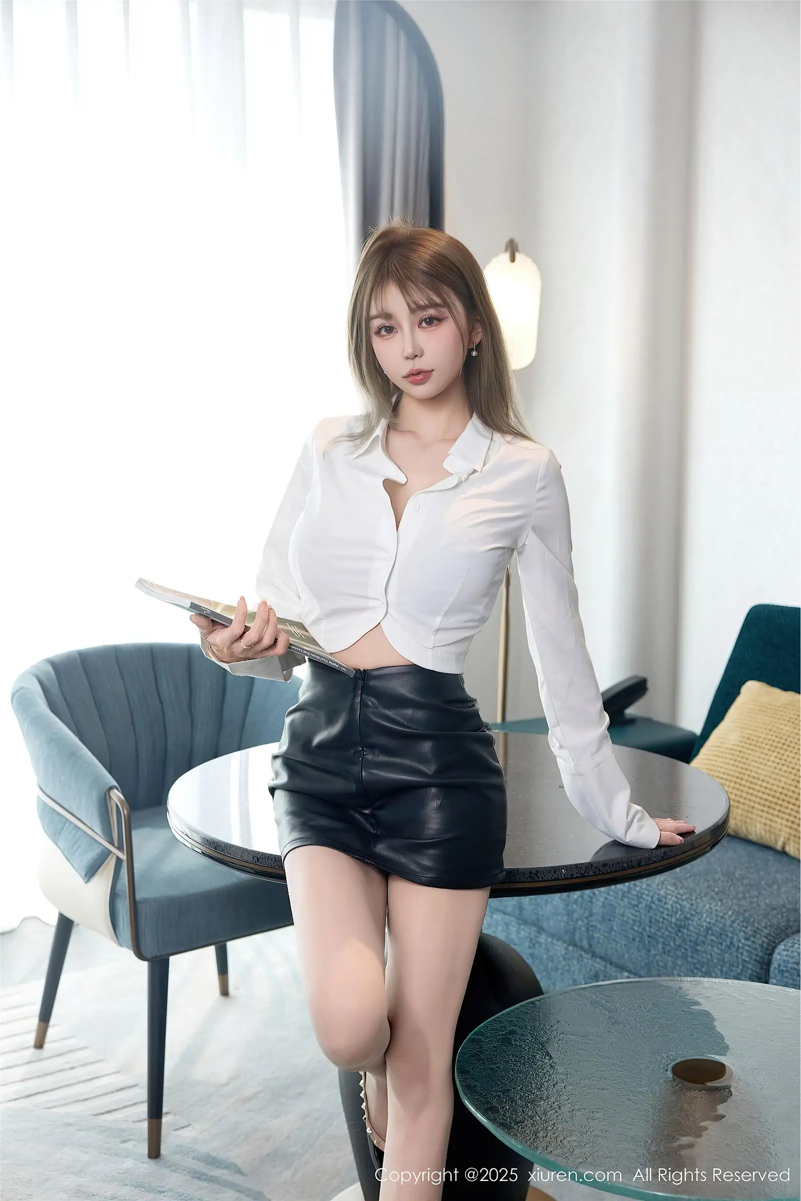 [XIUREN秀人网] 2025.06.20 NO.10439 Zoe柚柚