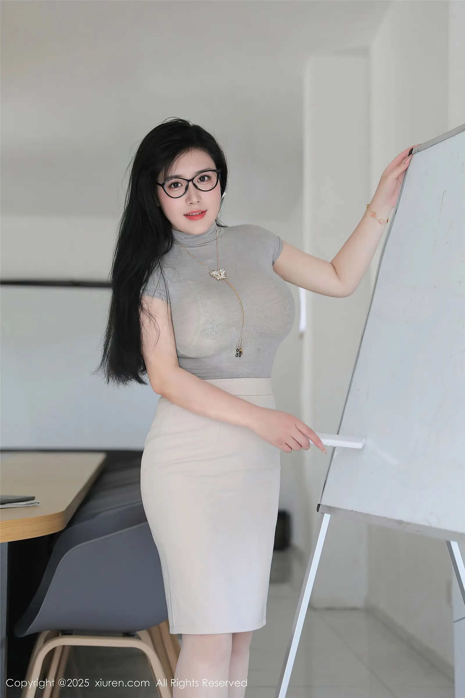 [XIUREN秀人网] 2025.07.01 NO.10488 王婉悠Queen