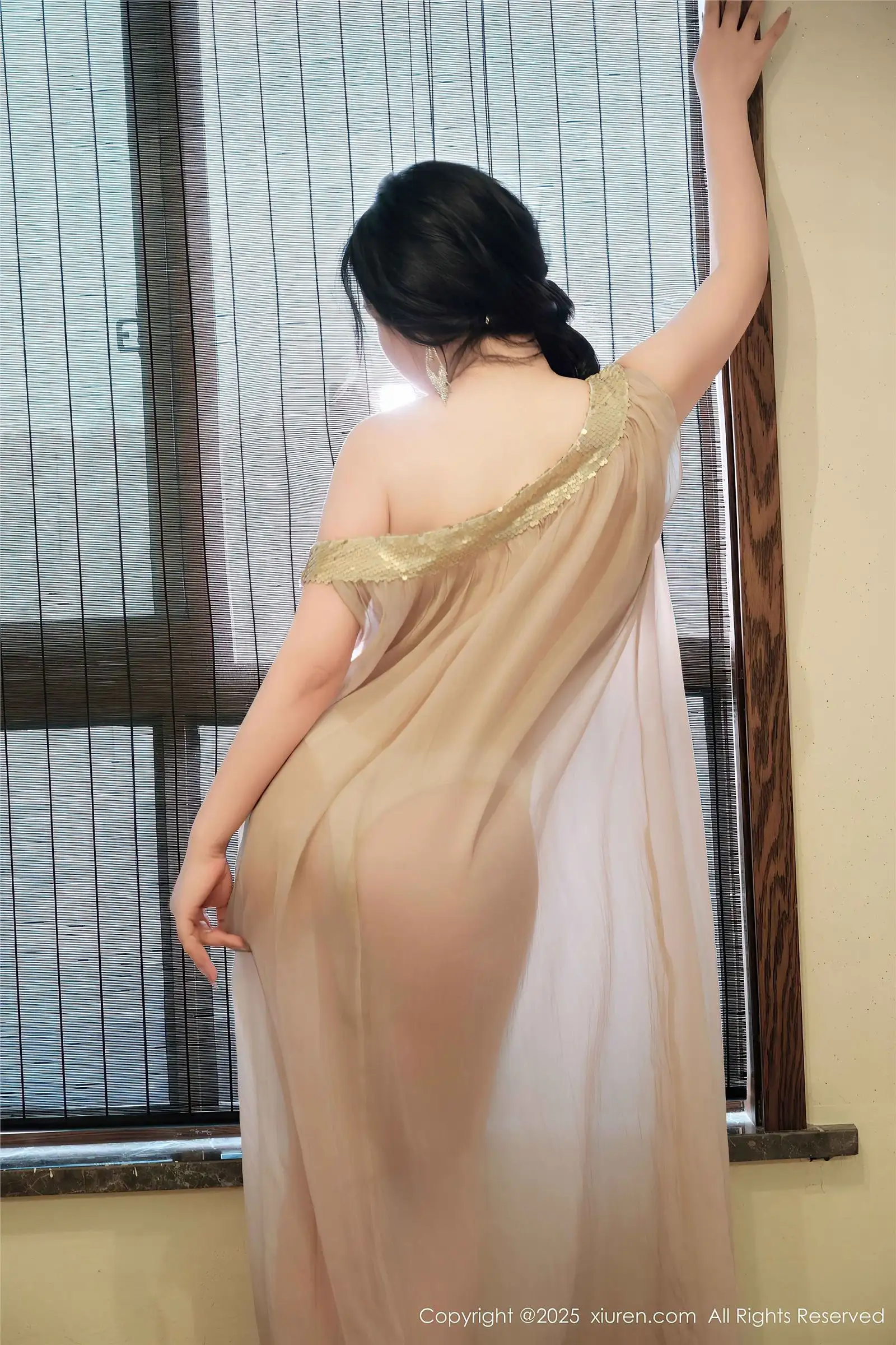 [XIUREN秀人网] 2025.07.03 NO.10500 麦田