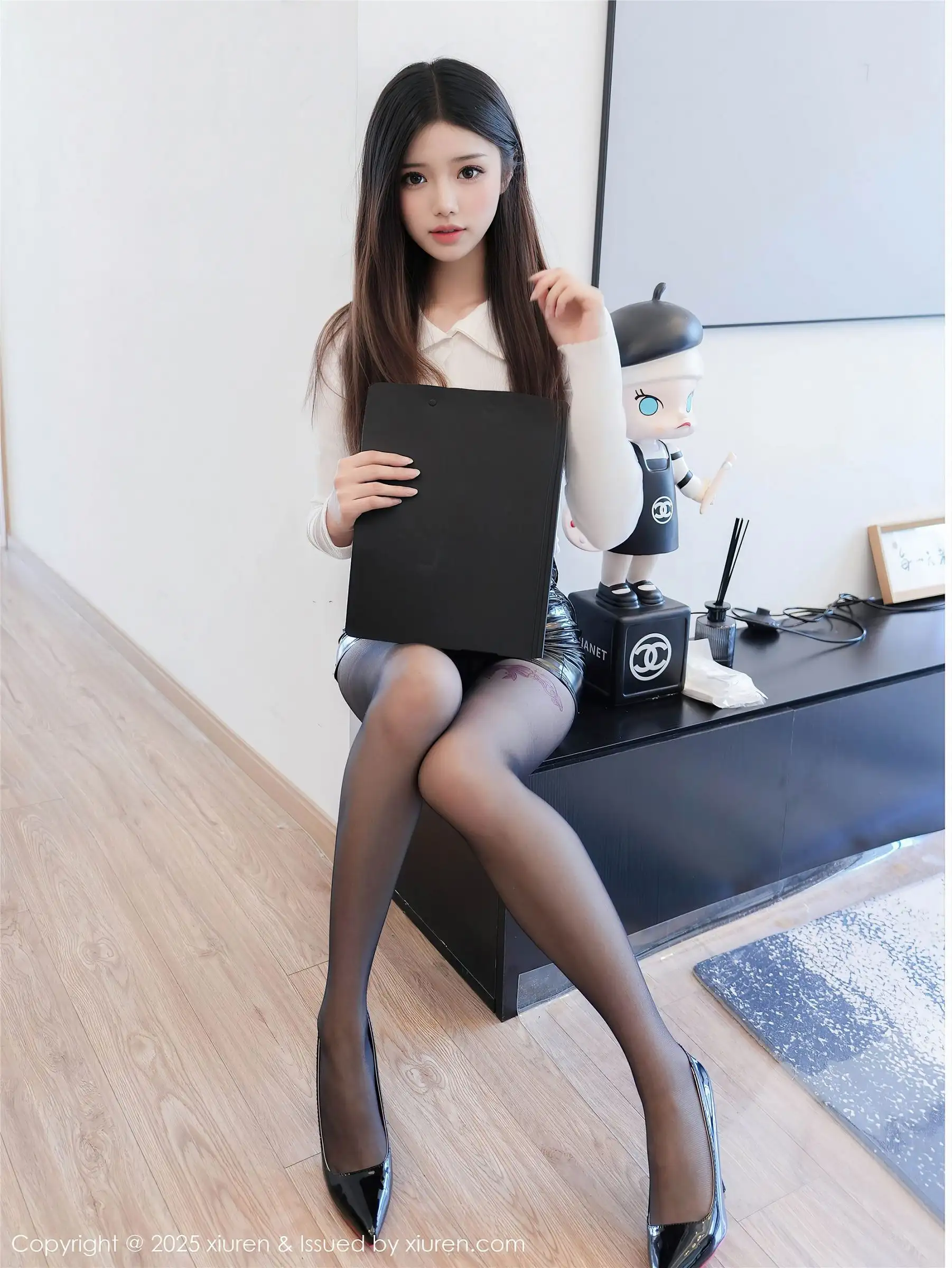 [XIUREN秀人网] 2025.07.07 NO.10515 琉璃ww