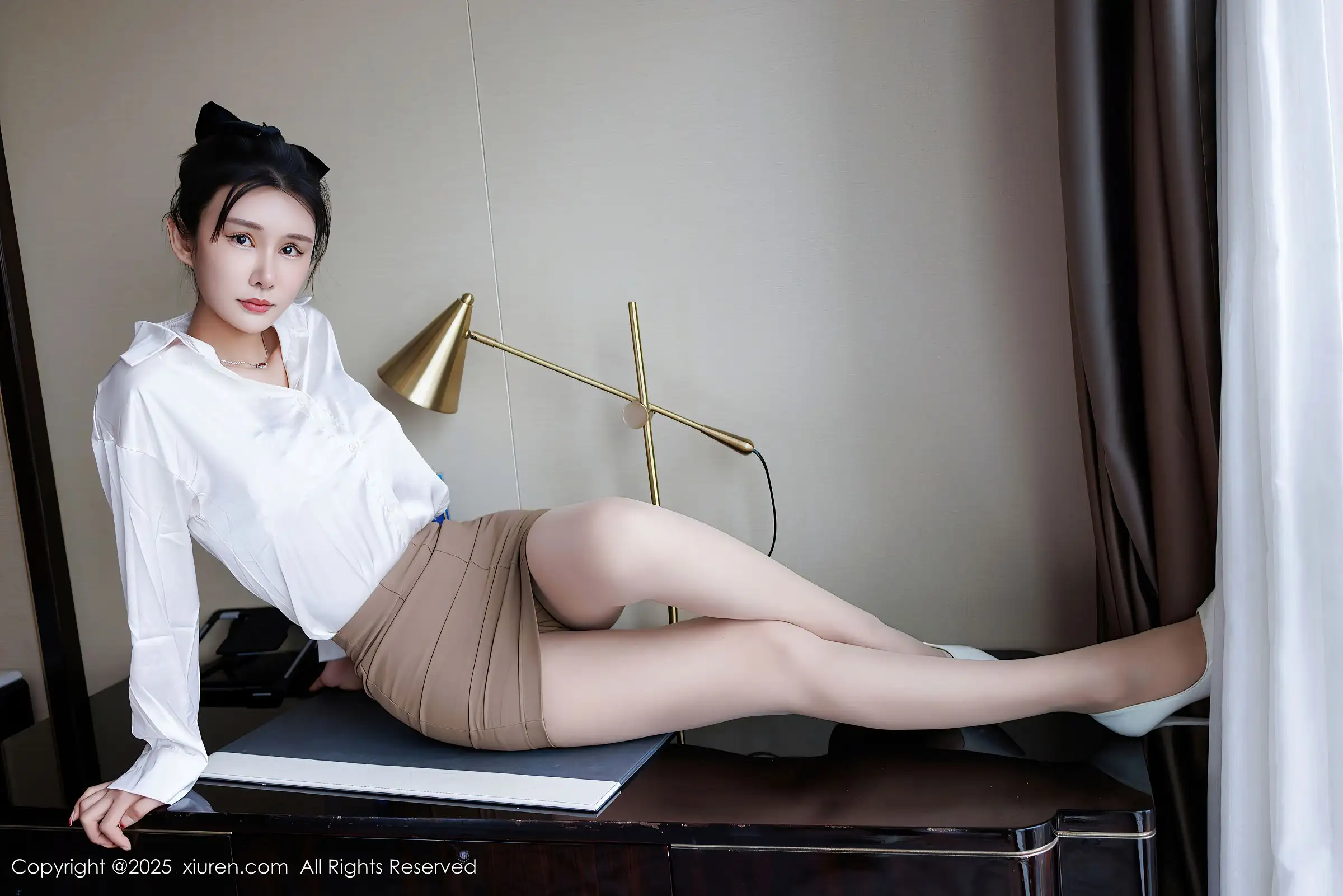 [XIUREN秀人网] 2025.07.14 NO.10543 艺艺yiyi