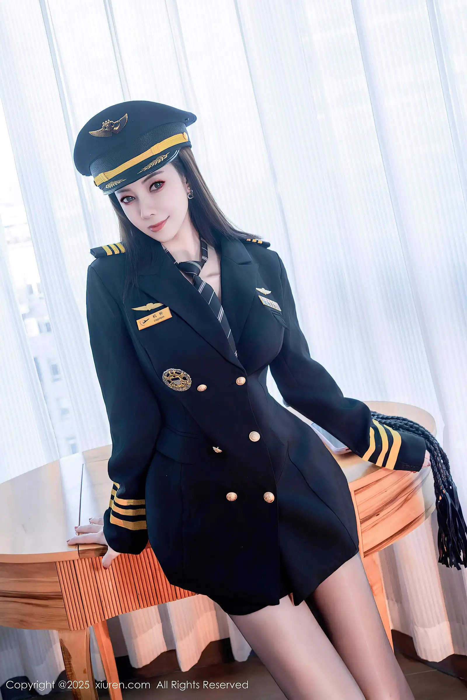 [XIUREN秀人网] 2025.07.24 NO.10580 果儿Victoria