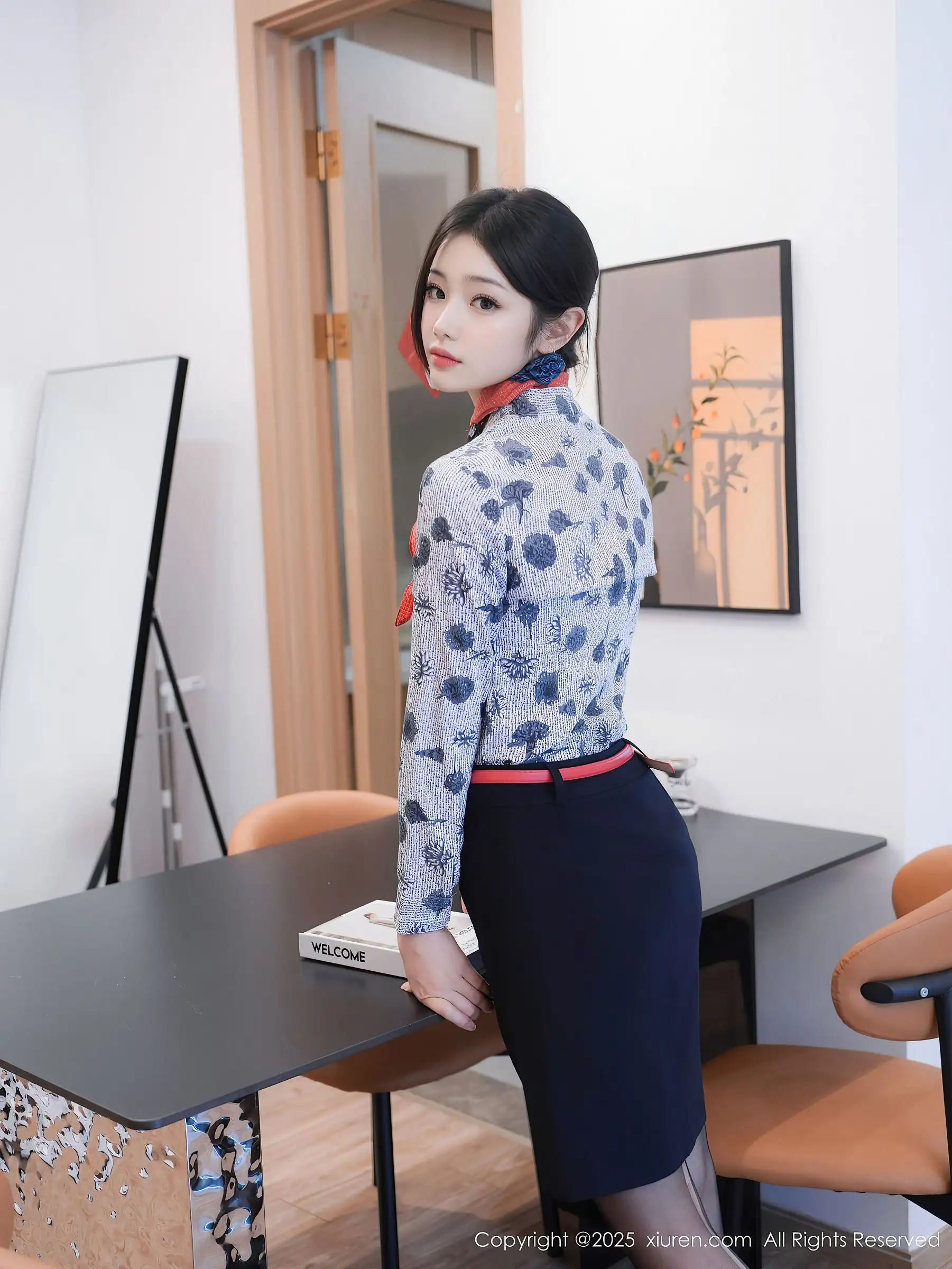 [XIUREN秀人网] 2025.07.24 NO.10579 琉璃ww