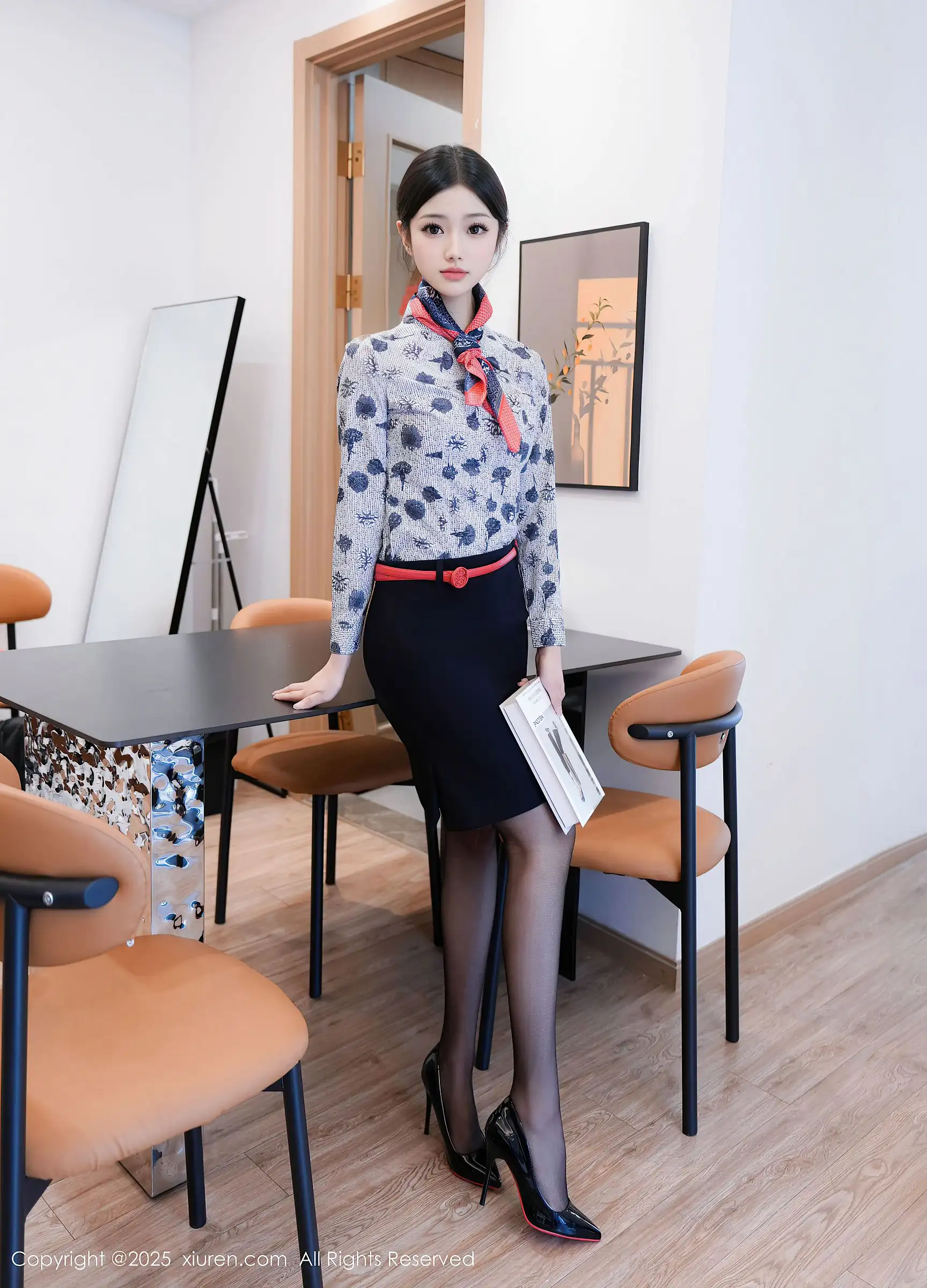 [XIUREN秀人网] 2025.07.24 NO.10579 琉璃ww