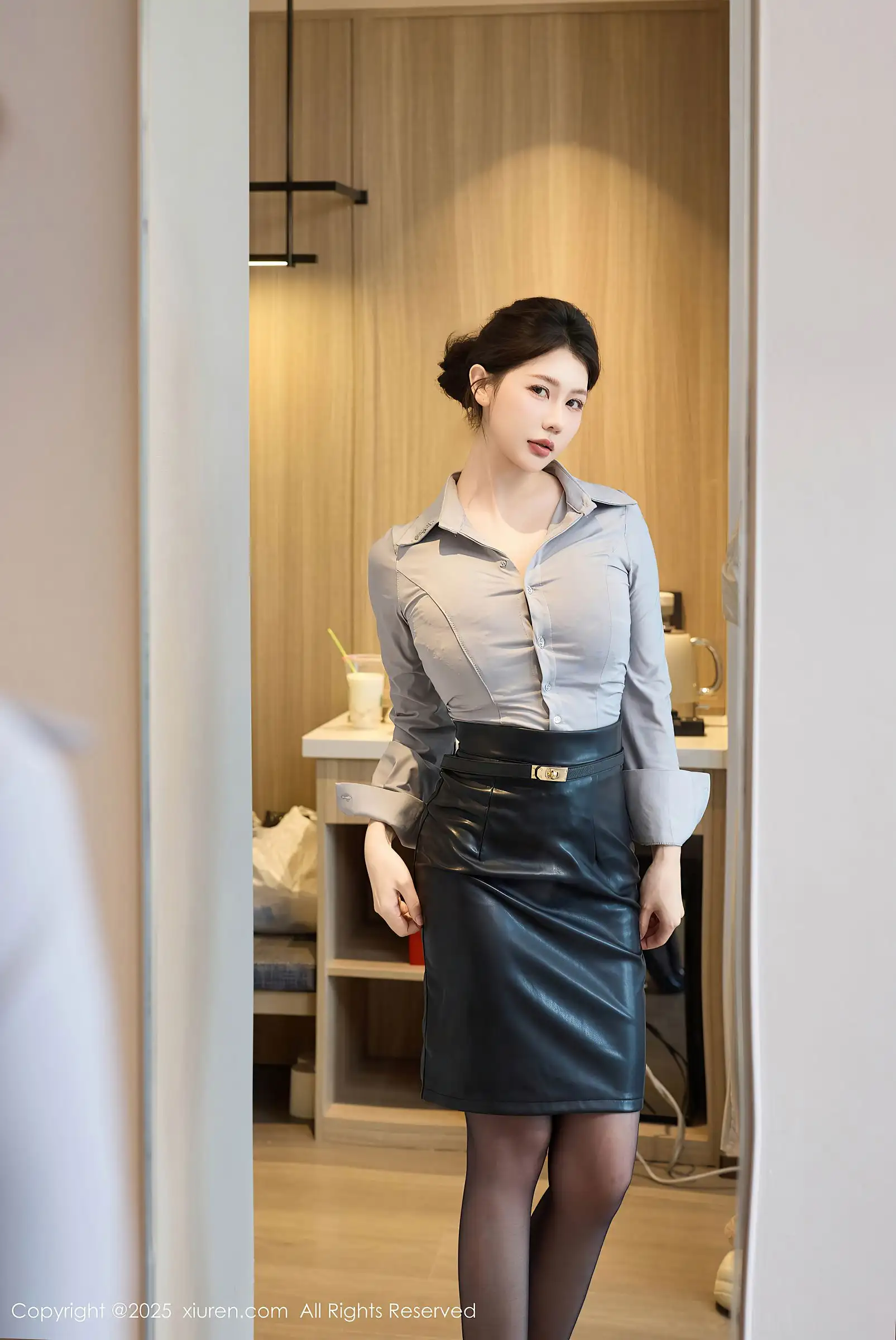 [XIUREN秀人网] 2025.07.31 NO.10604 尹甜甜