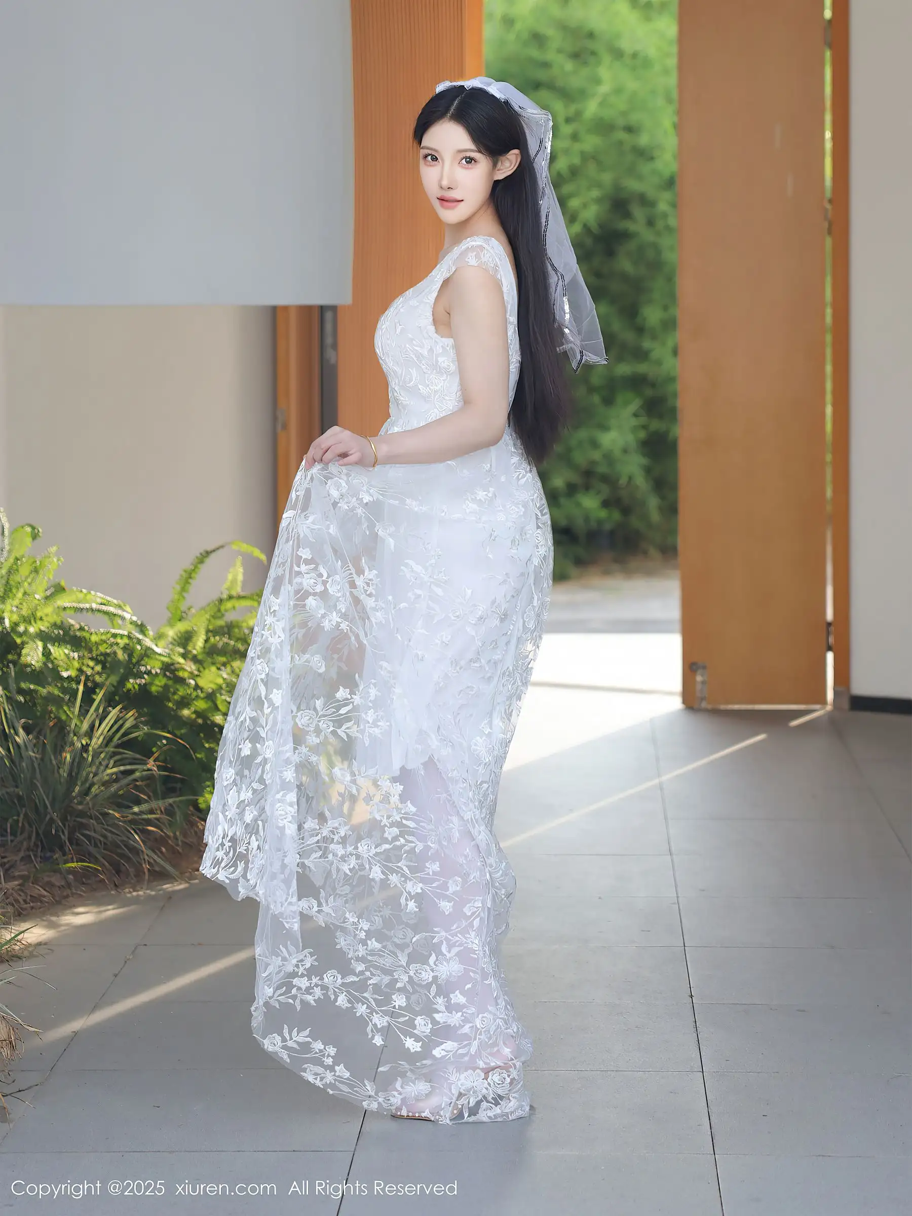 [XIUREN秀人网] 2025.08.18 NO.10661 梨霜儿