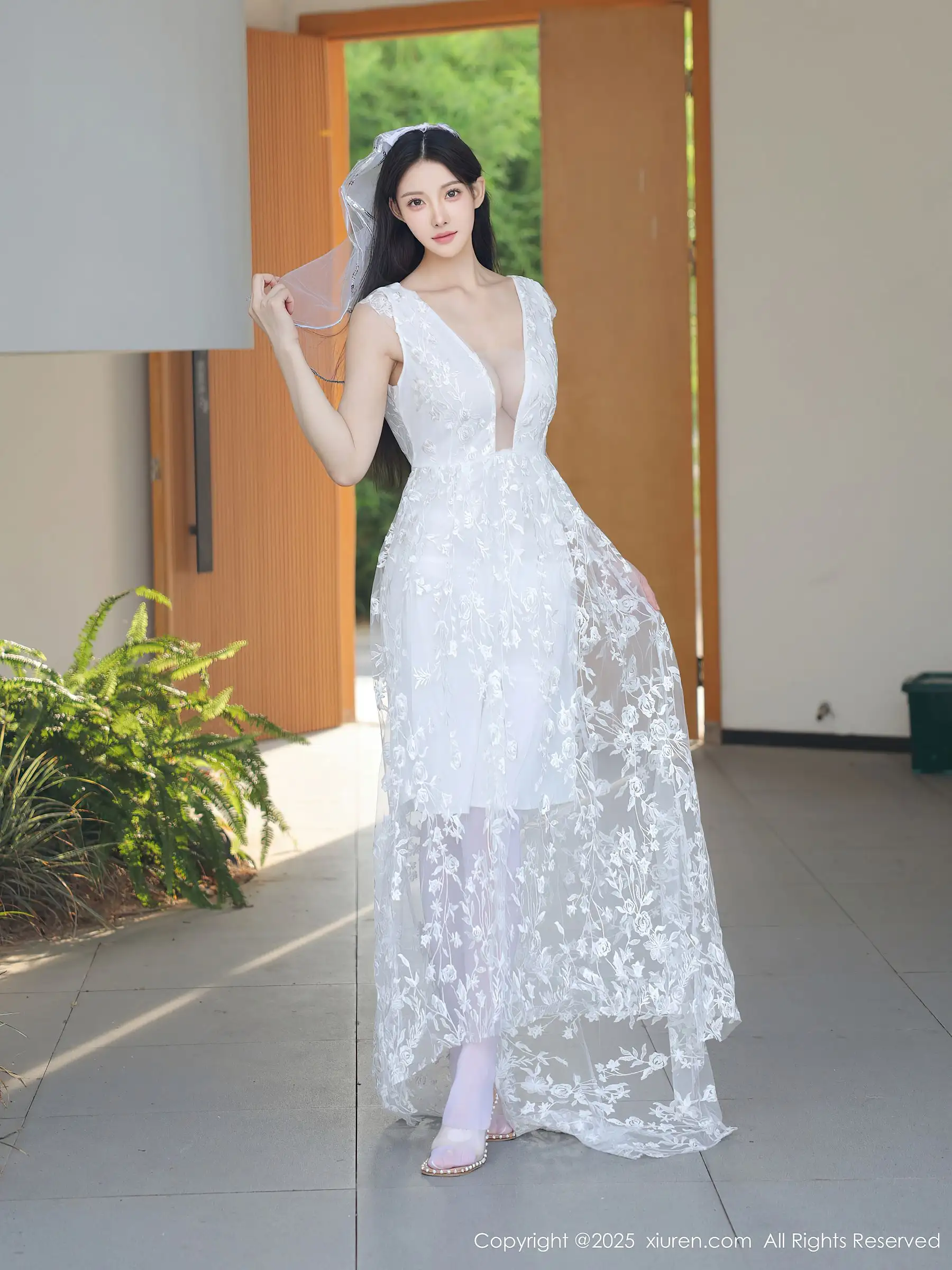 [XIUREN秀人网] 2025.08.18 NO.10661 梨霜儿