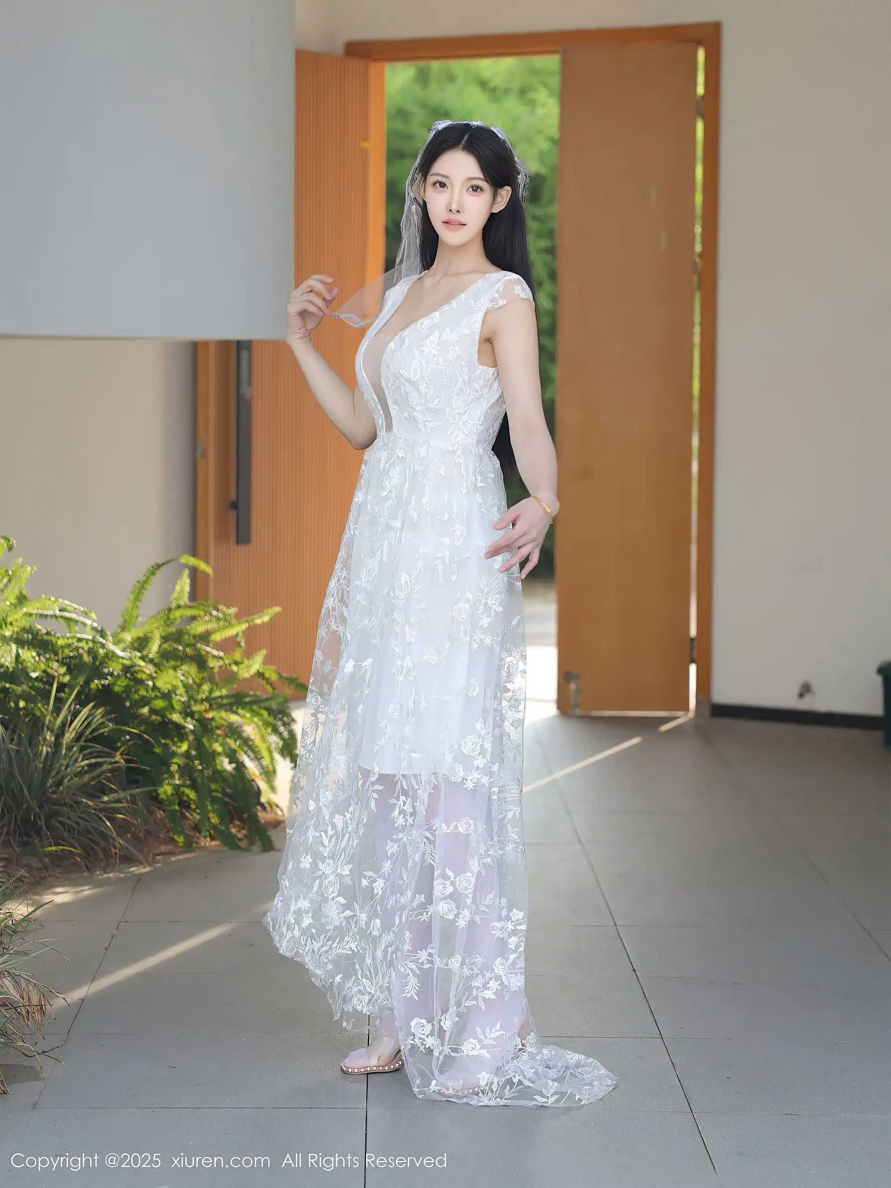 [XIUREN秀人网] 2025.08.18 NO.10661 梨霜儿