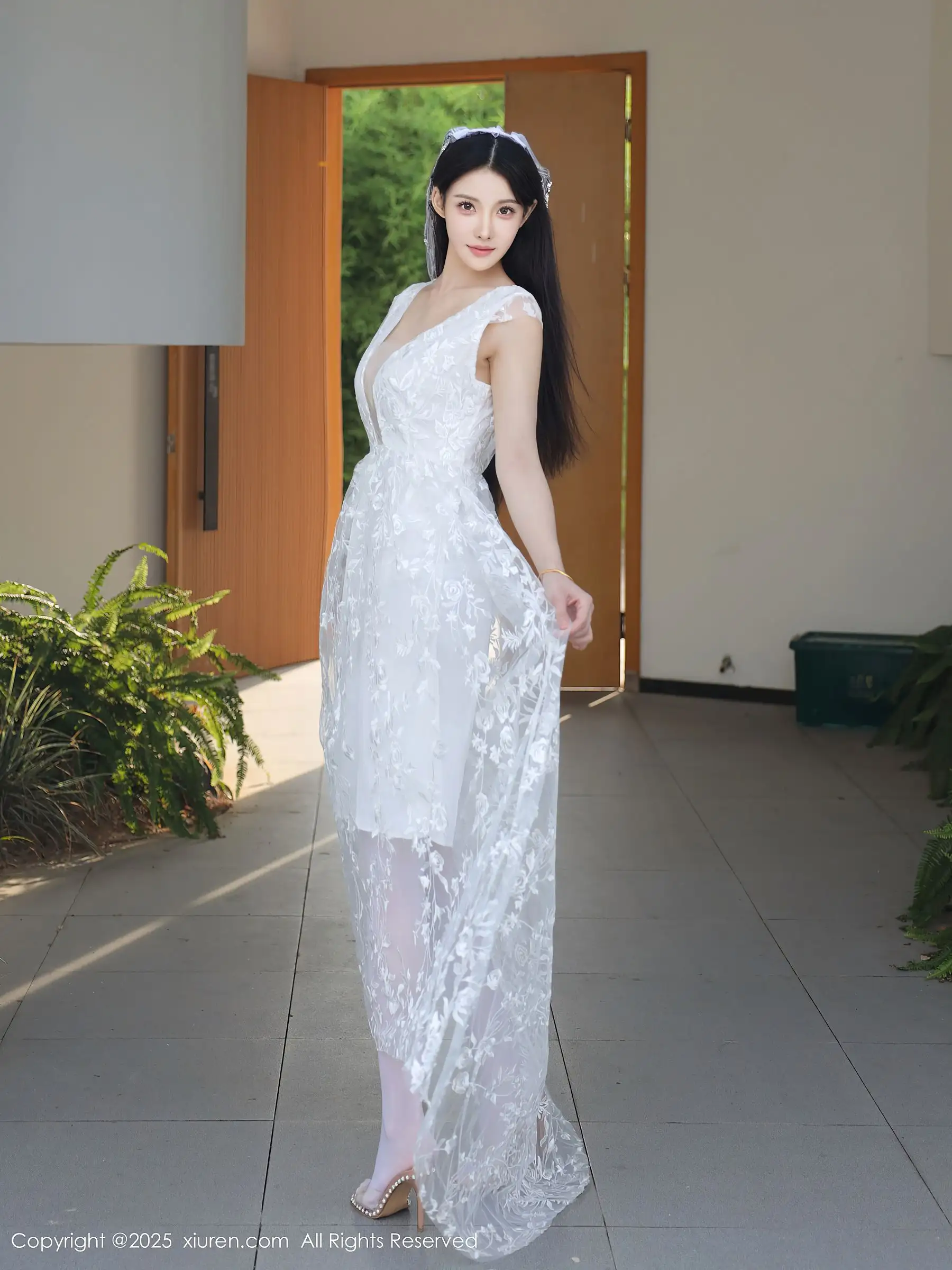 [XIUREN秀人网] 2025.08.18 NO.10661 梨霜儿