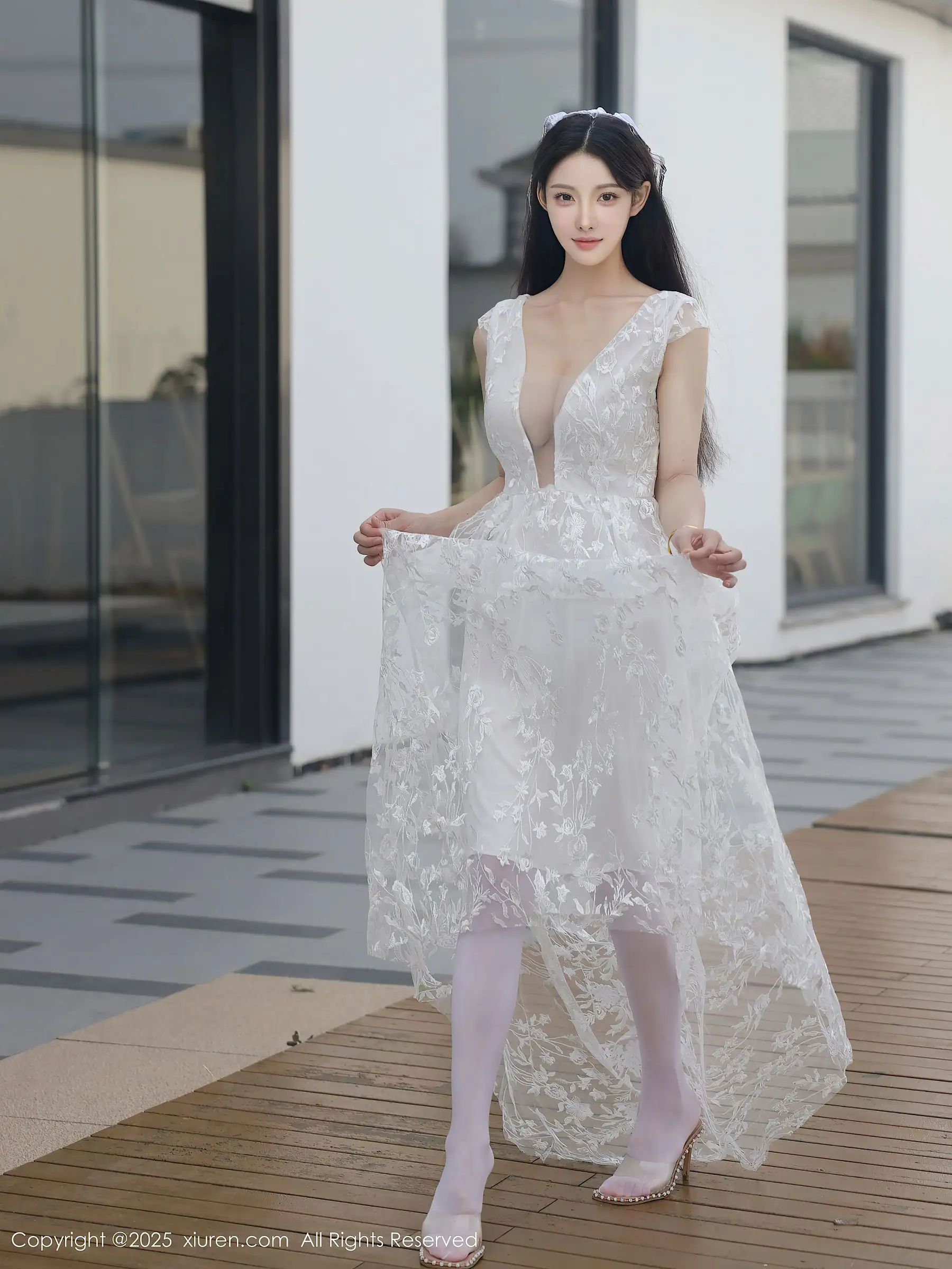 [XIUREN秀人网] 2025.08.18 NO.10661 梨霜儿