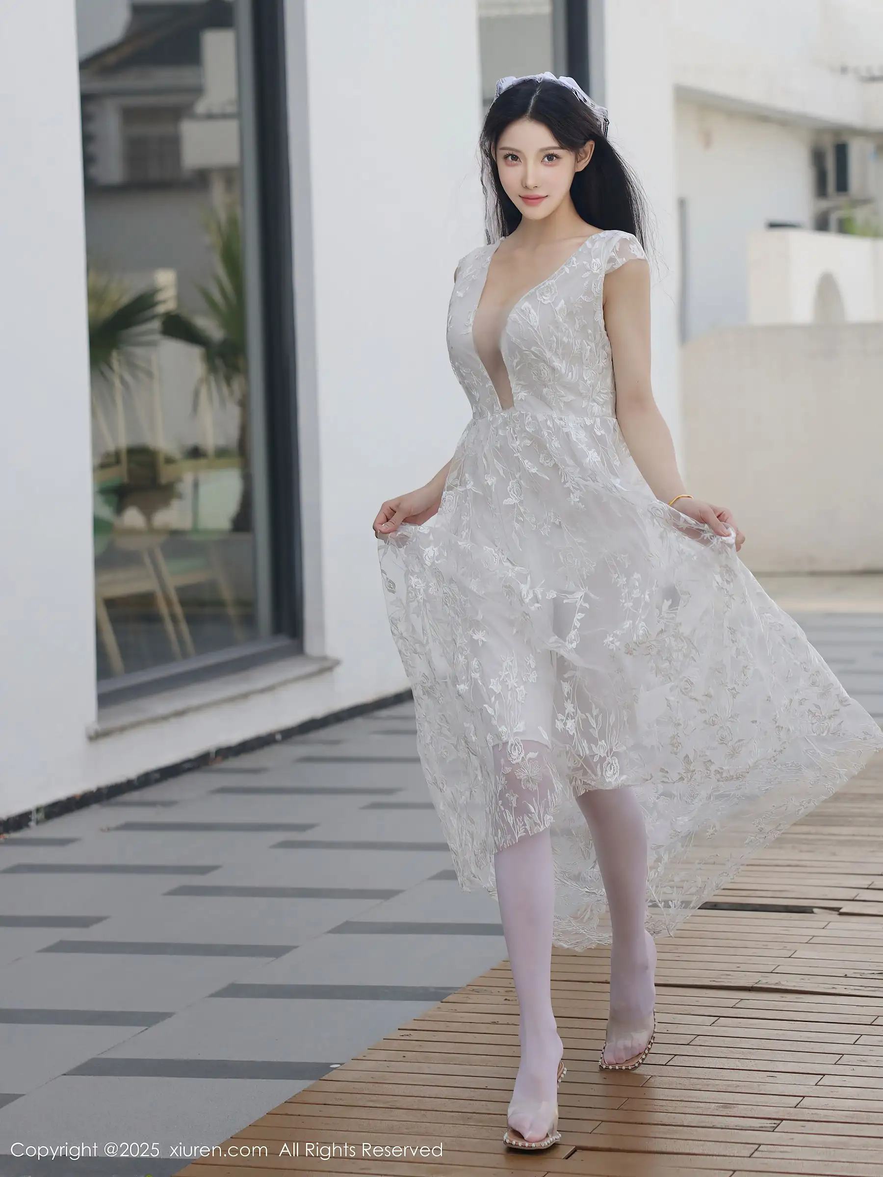 [XIUREN秀人网] 2025.08.18 NO.10661 梨霜儿