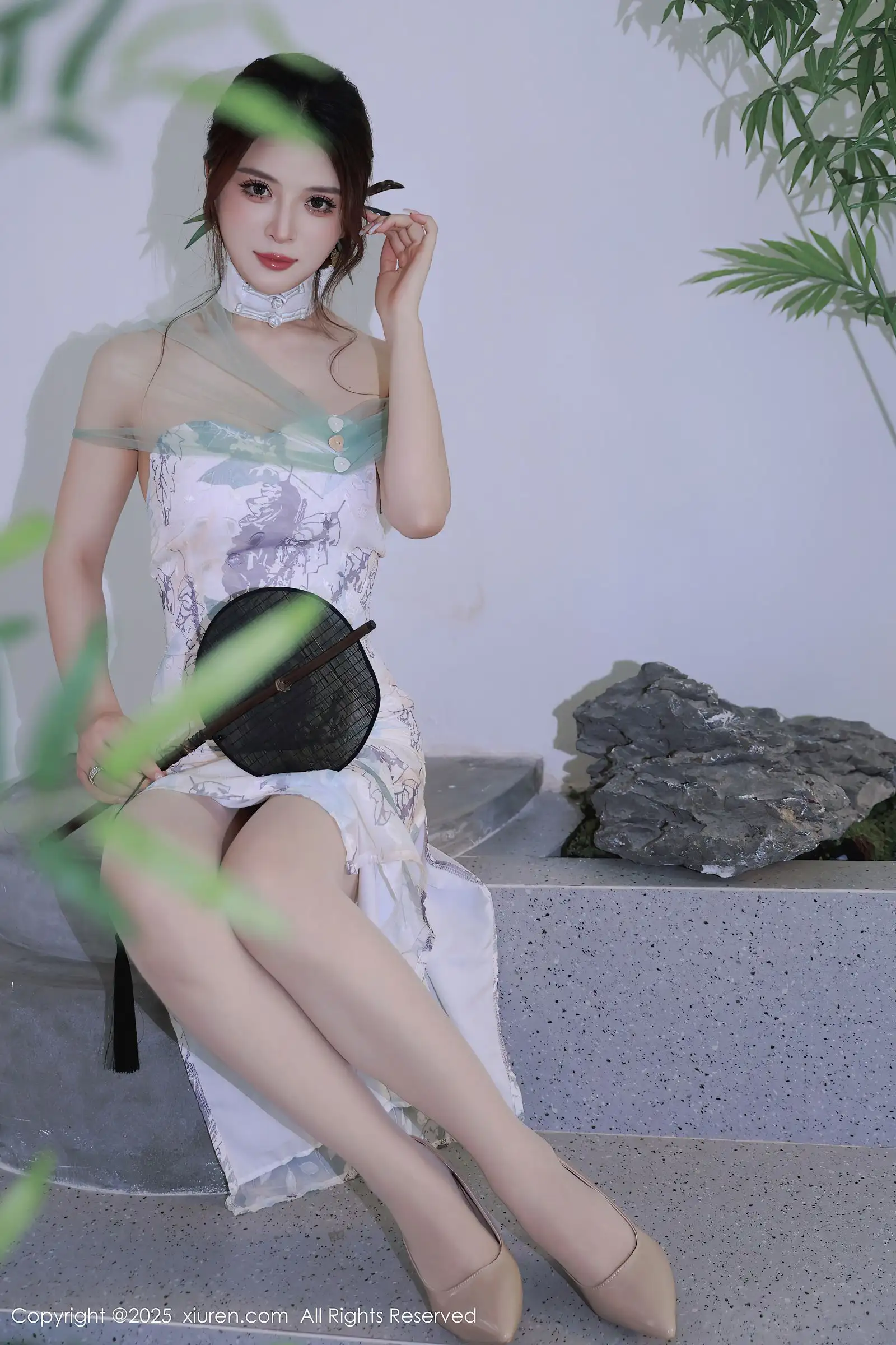 [XIUREN秀人网] 2025.08.27 NO.10694 阿依莎