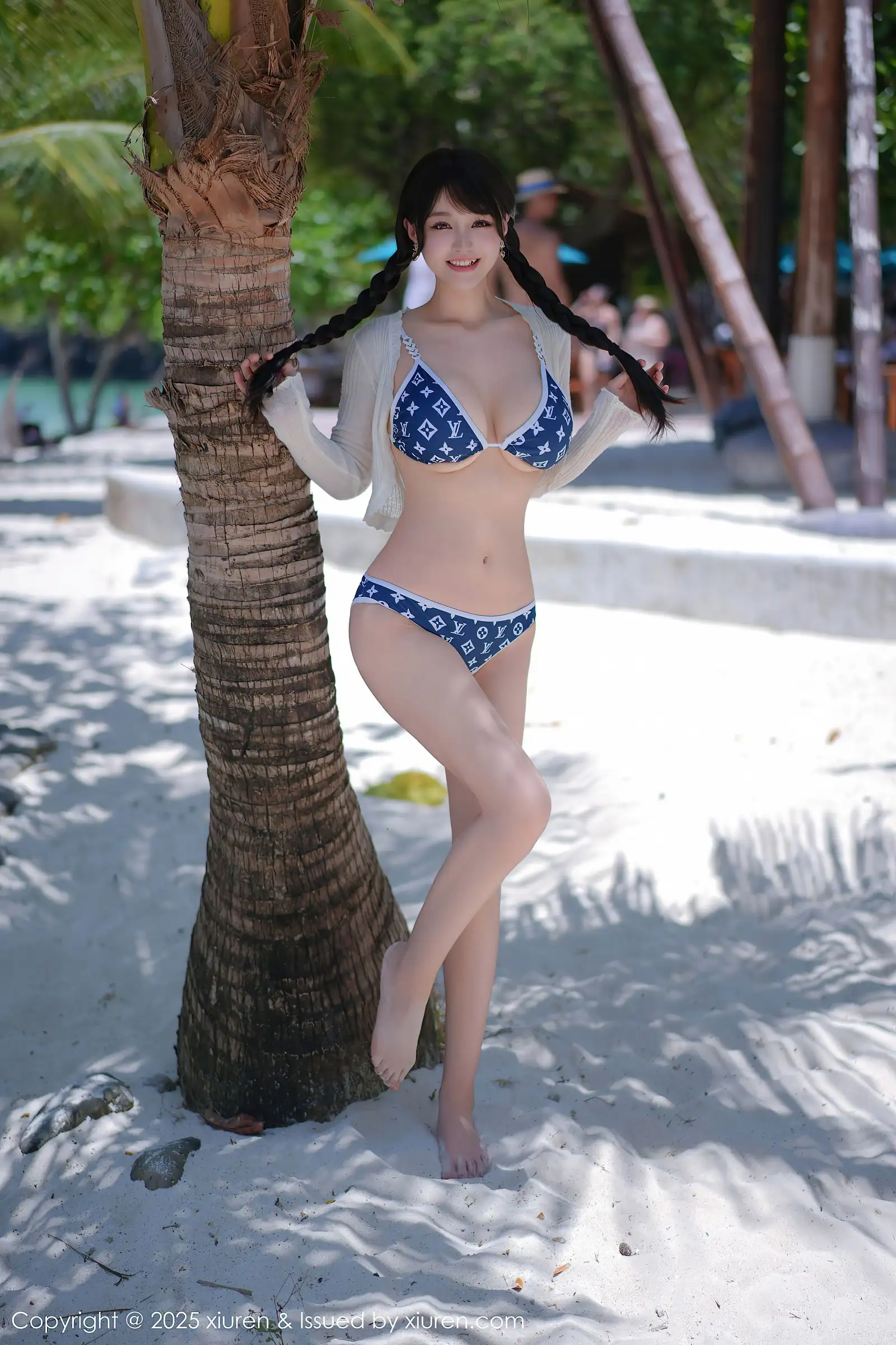 [XIUREN秀人网] 2025.08.28 NO.10699 心上可Flora