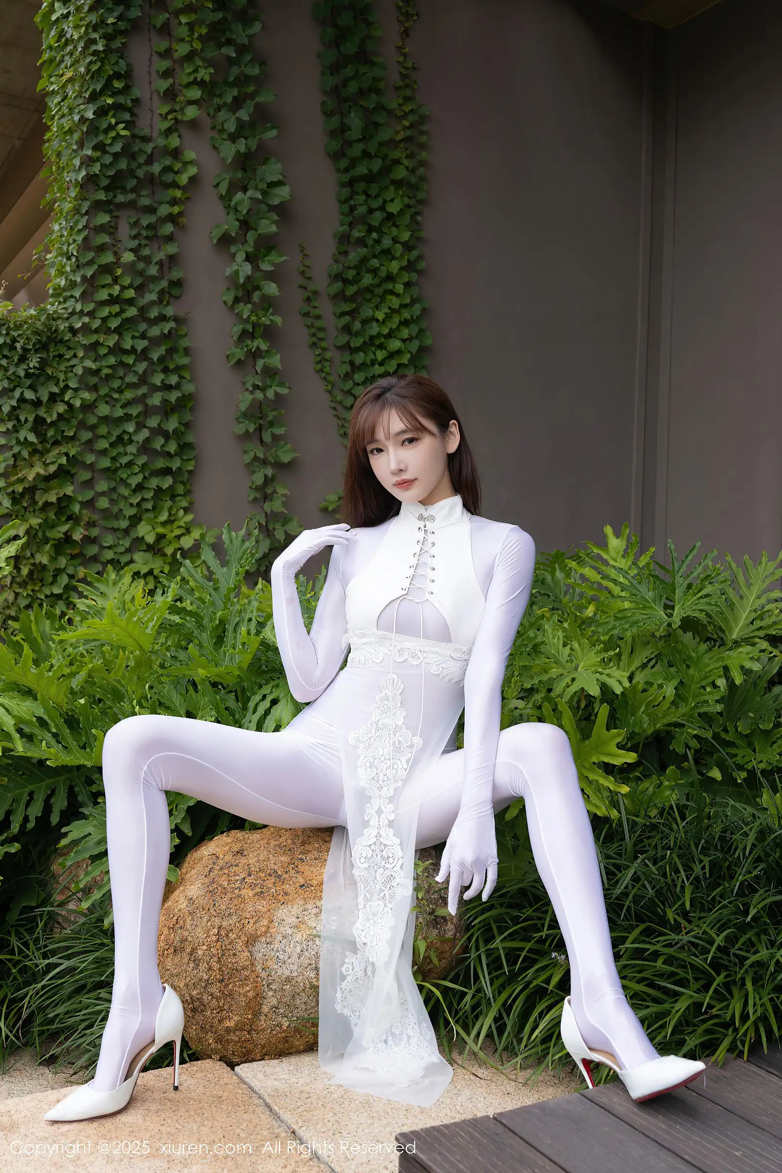 [XIUREN秀人网] 2025.08.28 NO.10704 陆萱萱