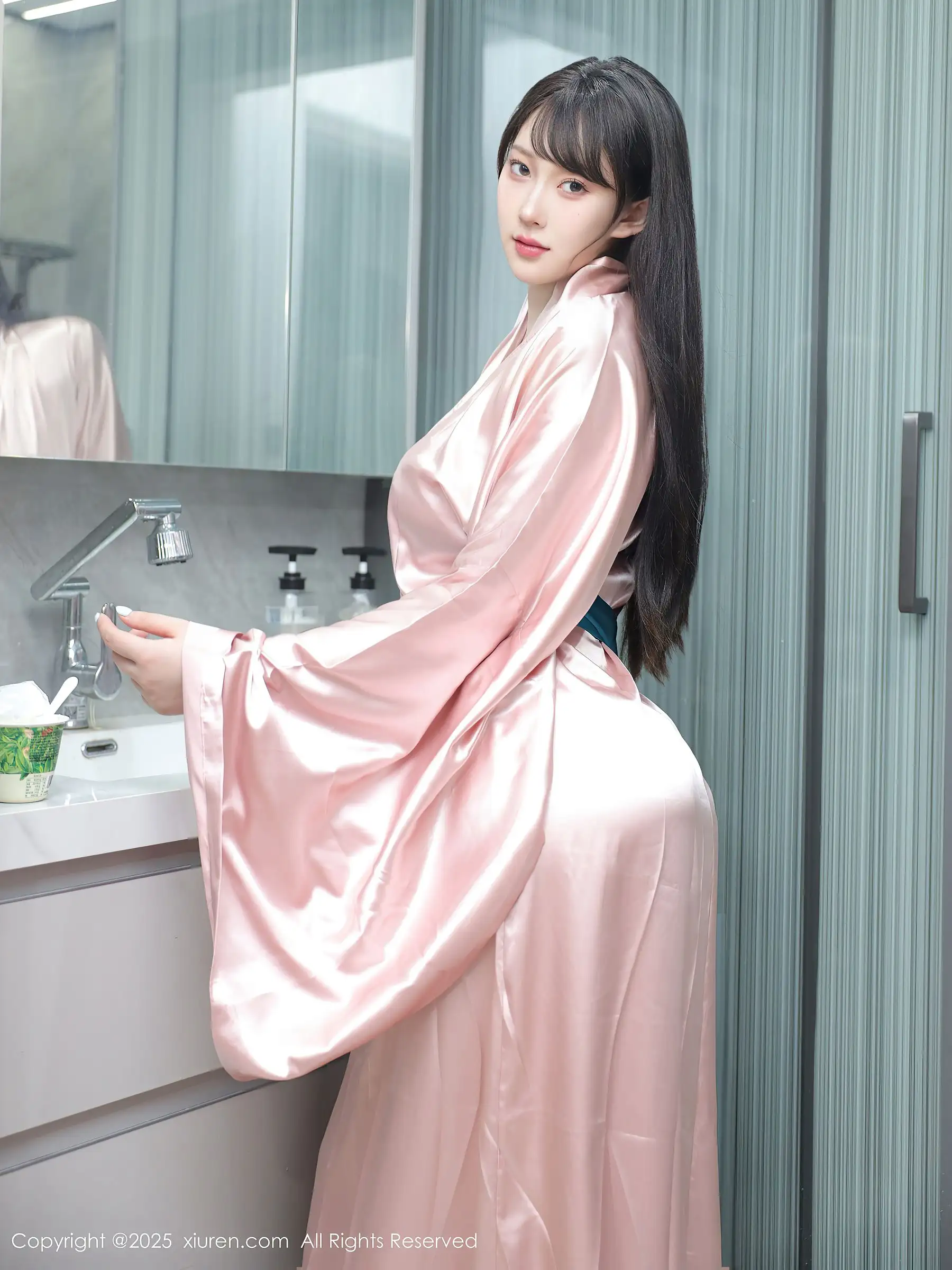 [XIUREN秀人网] 2025.09.03 NO.10724 李沁恩lrene