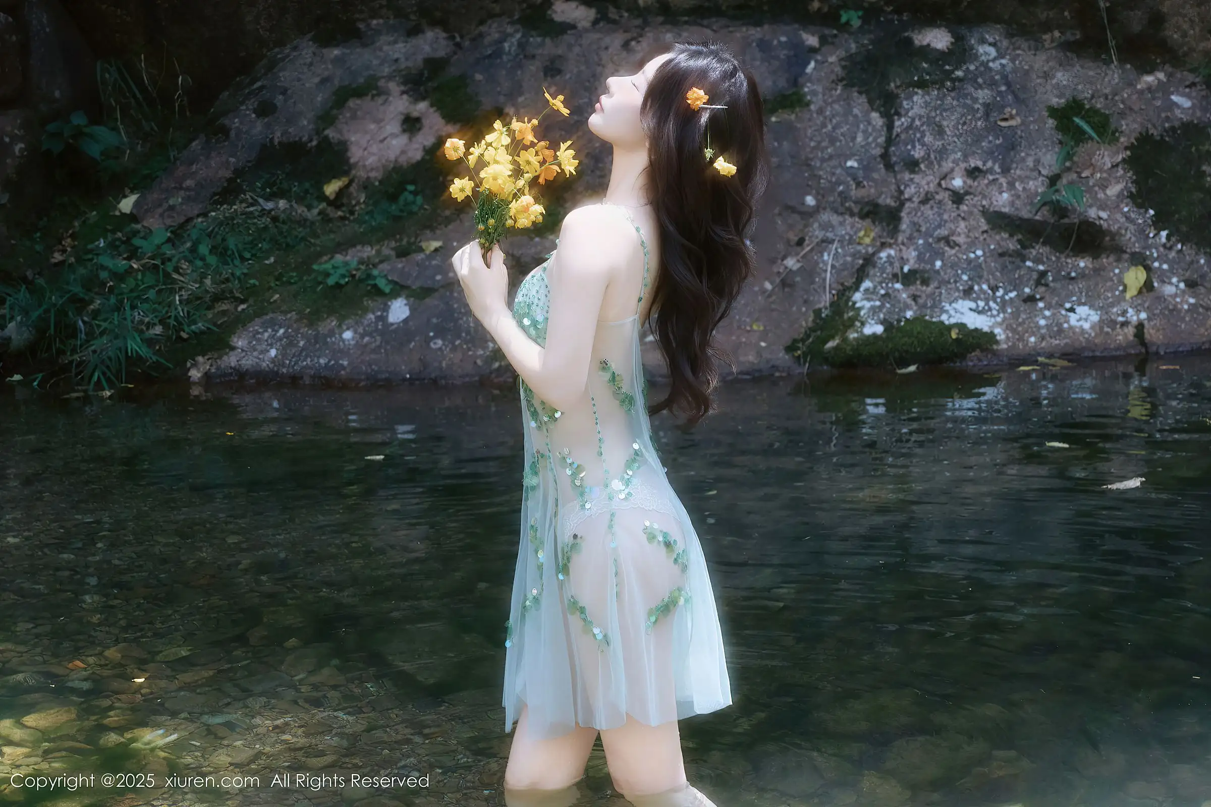 [XIUREN秀人网] 2025.09.11 NO.10756 尹甜甜sunny