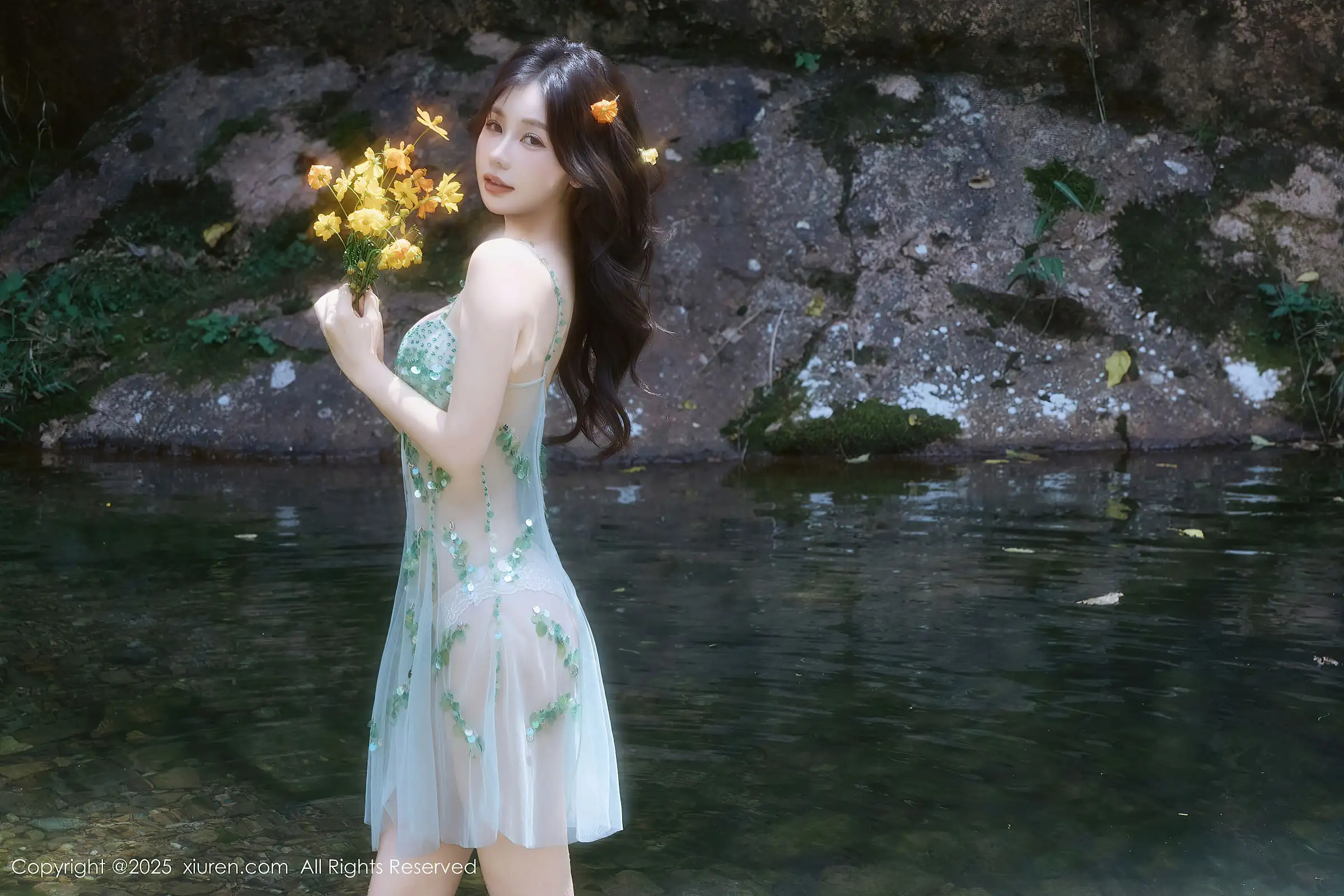 [XIUREN秀人网] 2025.09.11 NO.10756 尹甜甜sunny