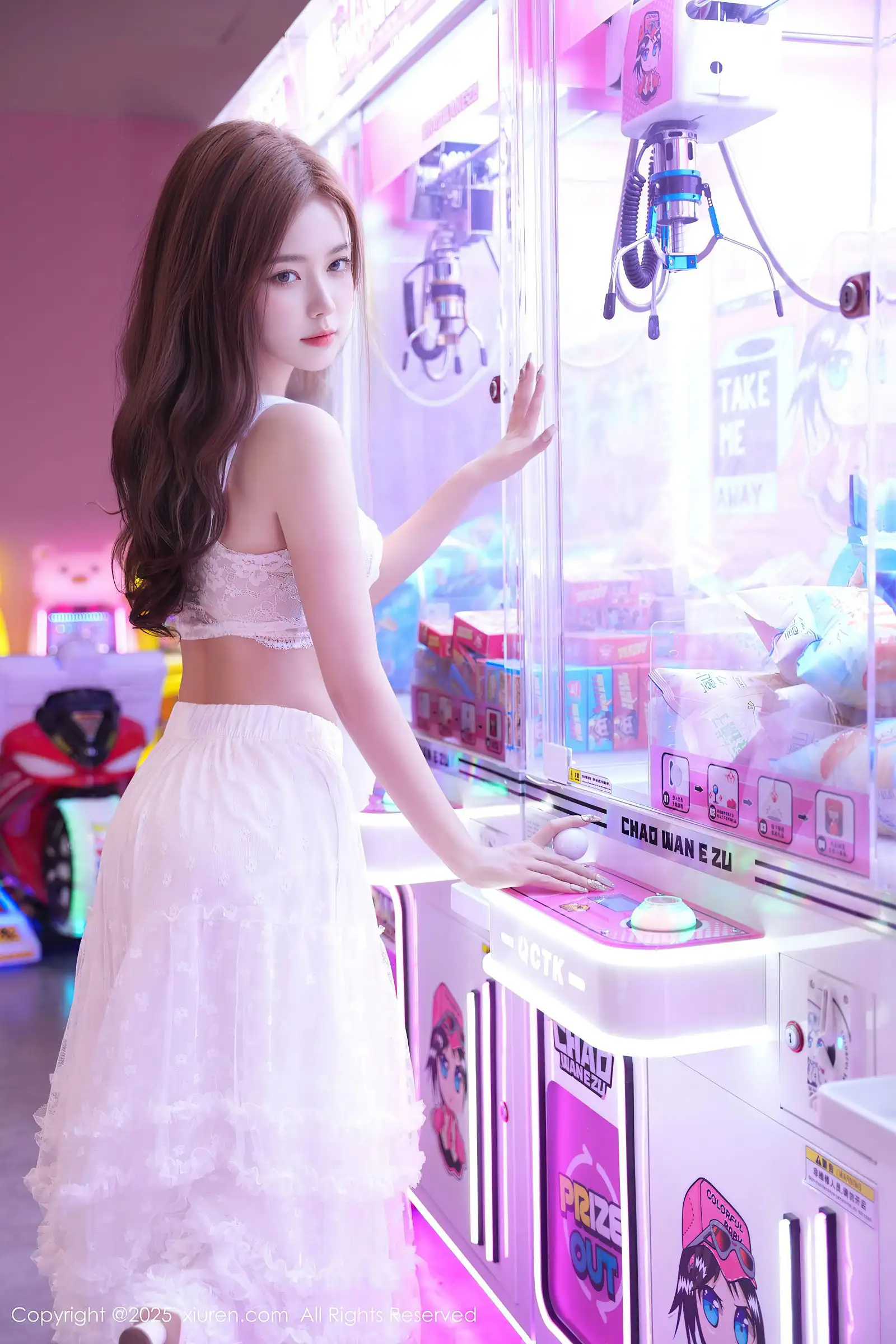 [XIUREN秀人网] 2025.09.22 NO.10791 拍黄瓜girl