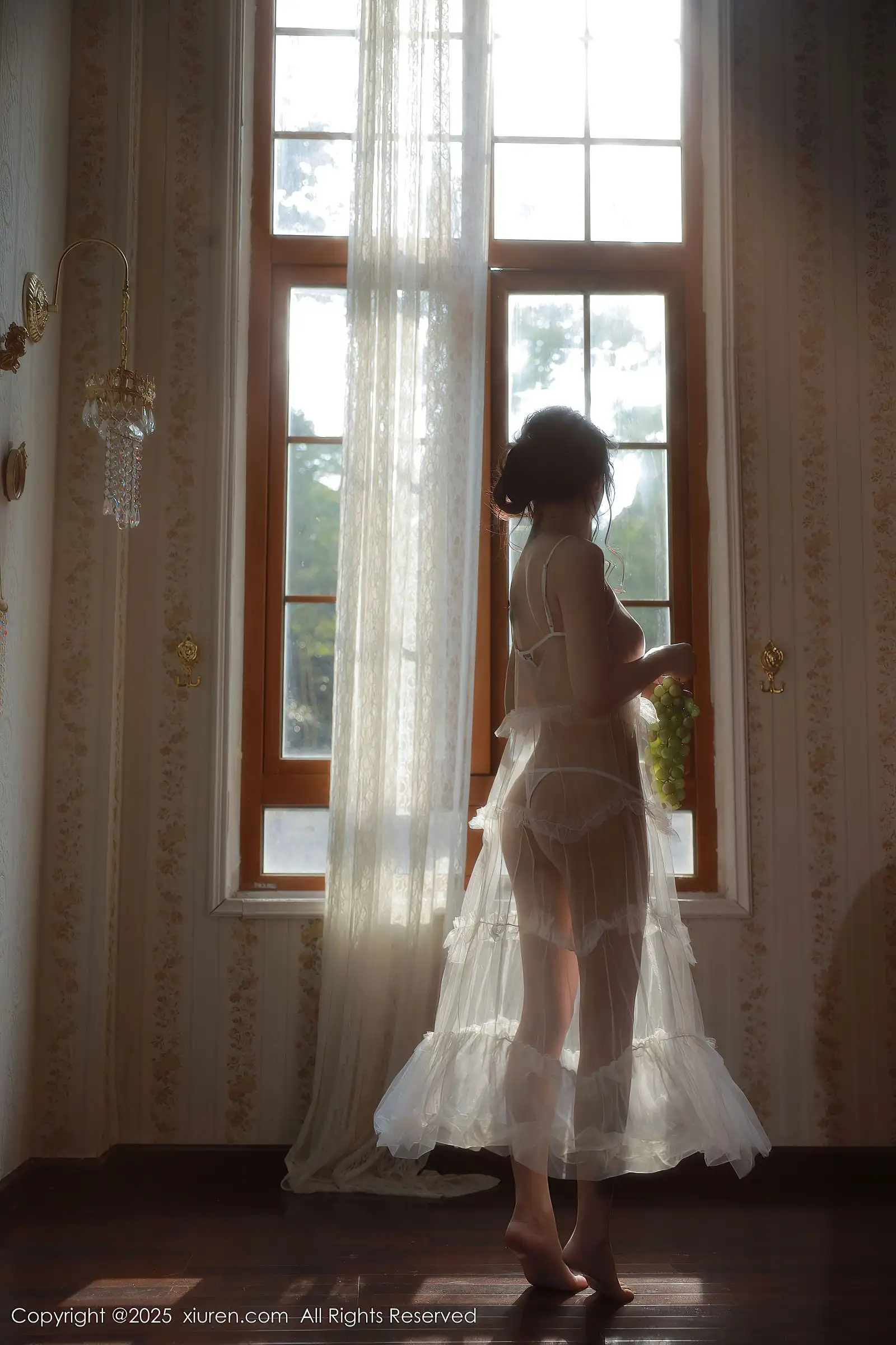 [XIUREN秀人网] 2025.09.24 NO.10799 佘贝拉Bella