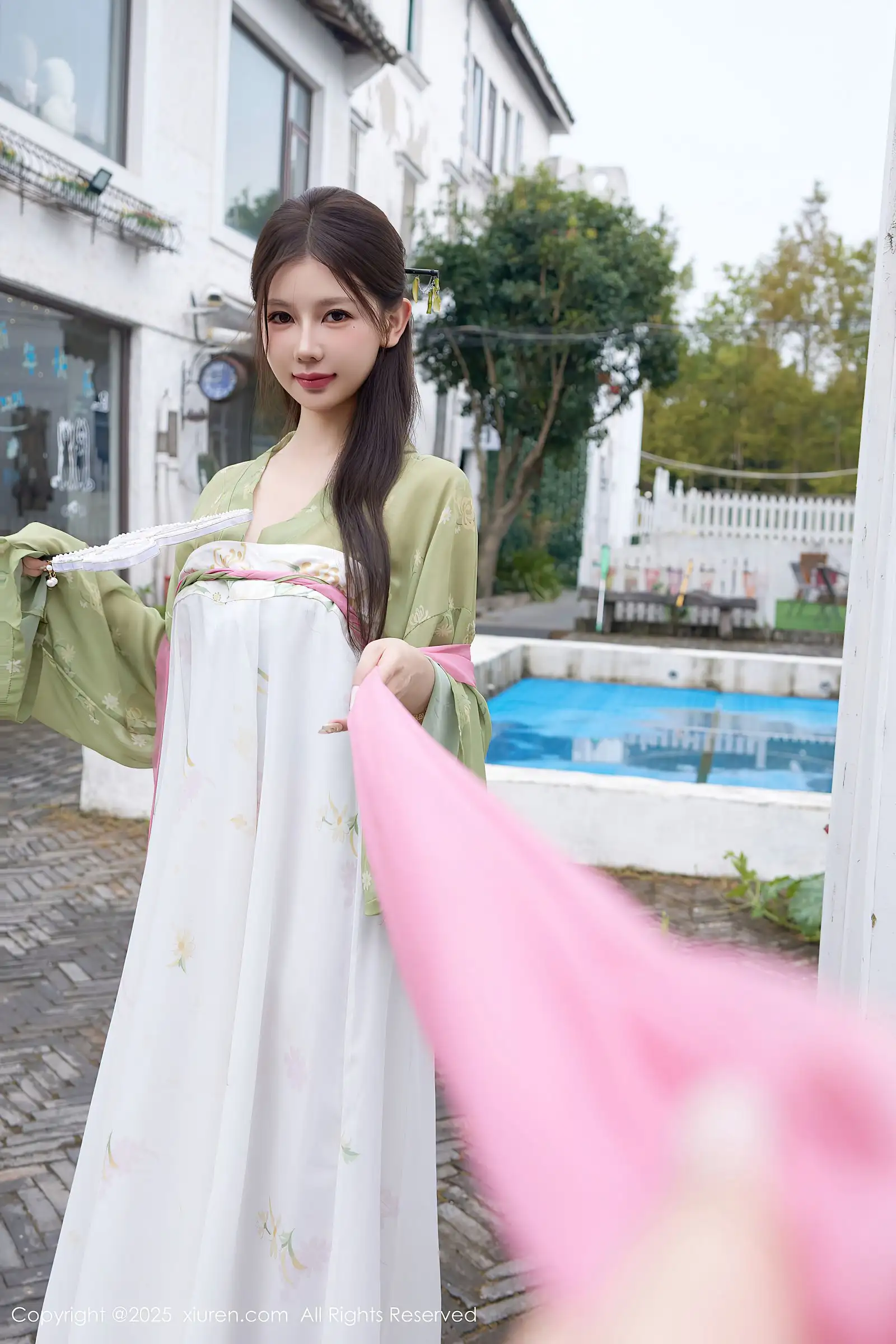 [XIUREN秀人网] 2025.09.30 NO.10834 尹甜甜sunny