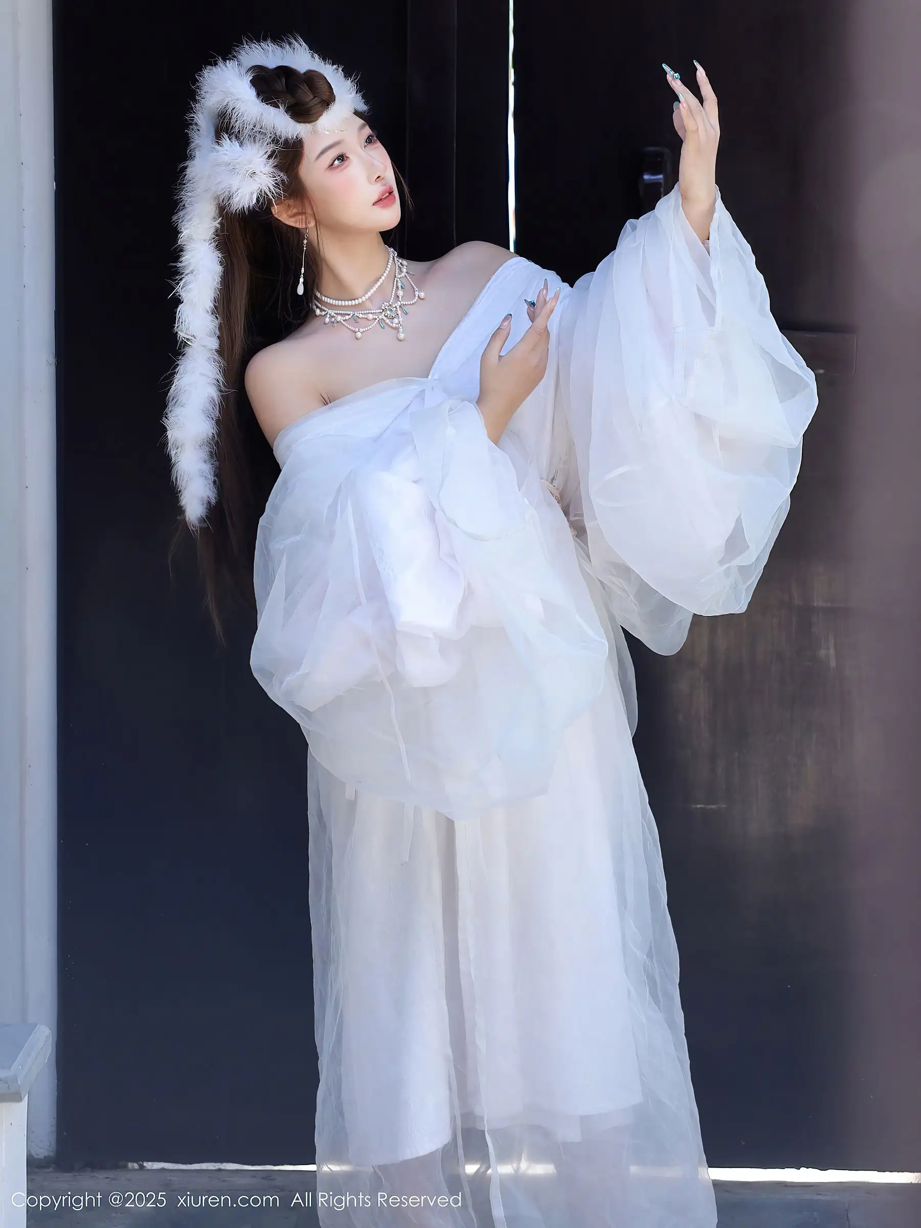 [XIUREN秀人网] 2025.10.09 NO.10843 金允希Yuki