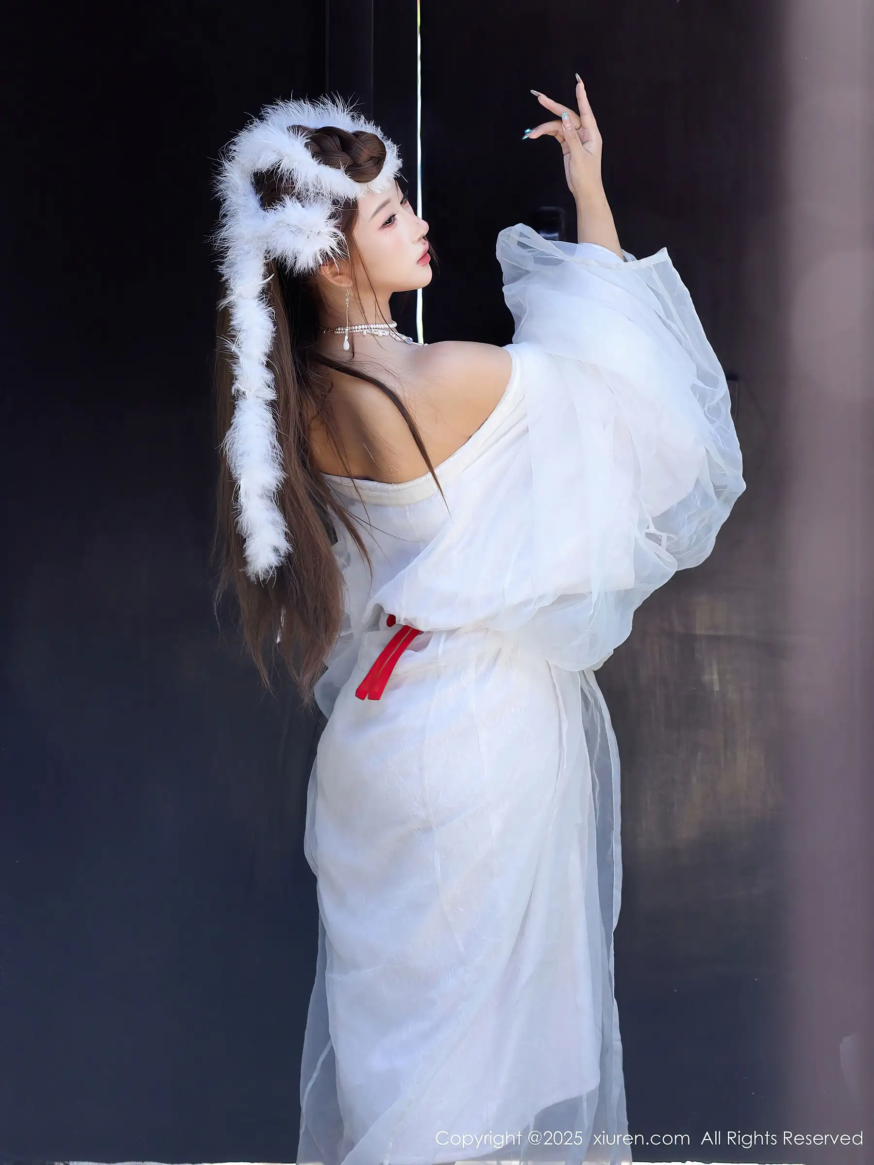 [XIUREN秀人网] 2025.10.09 NO.10843 金允希Yuki