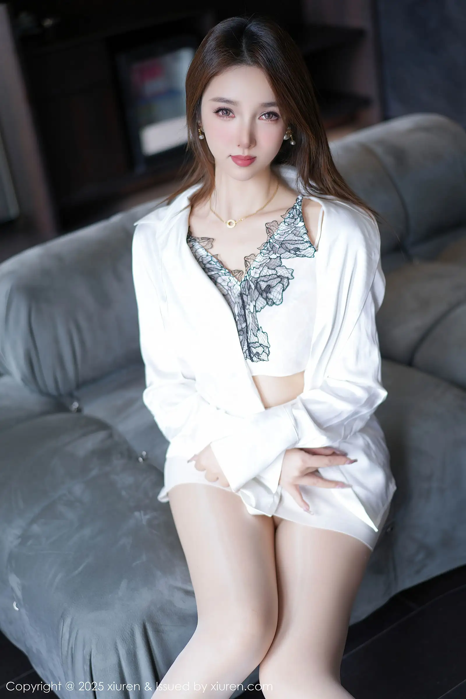 [XIUREN秀人网] 2025.10.15 NO.10872 桃桃·夭夭twins