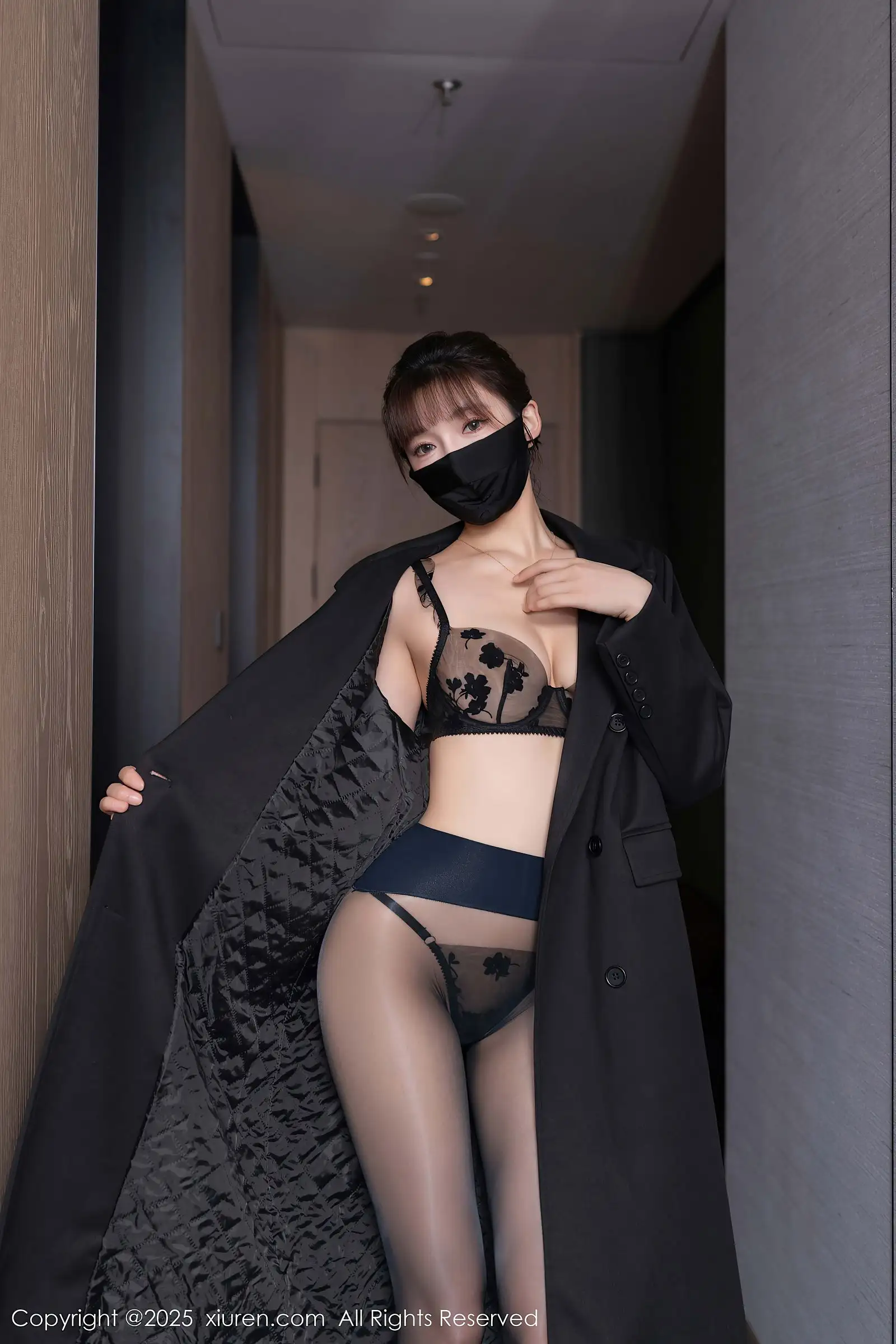 [XIUREN秀人网] 2025.10.16 NO.10880 陆萱萱