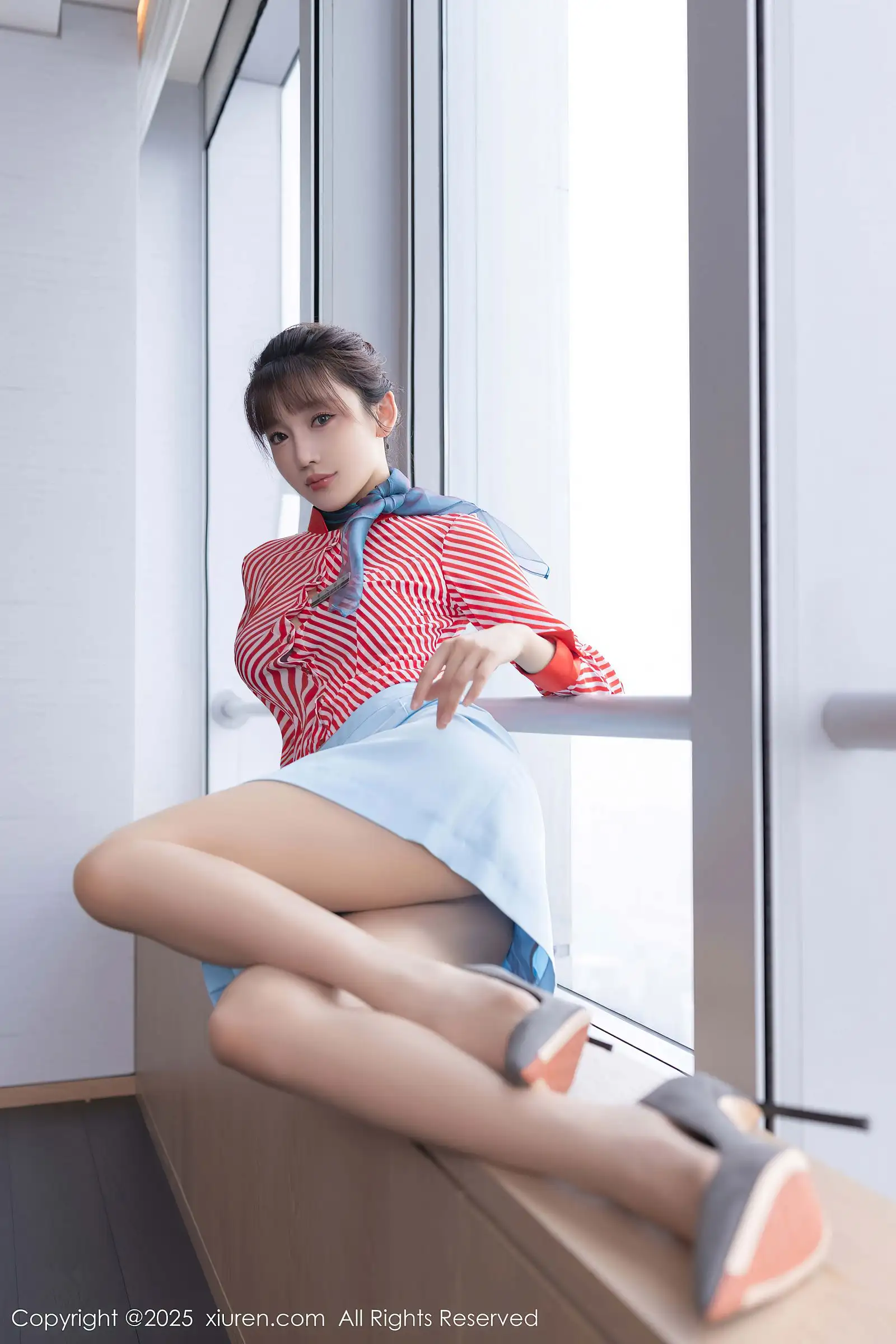 [XIUREN秀人网] 2025.10.30 NO.10932 陆萱萱