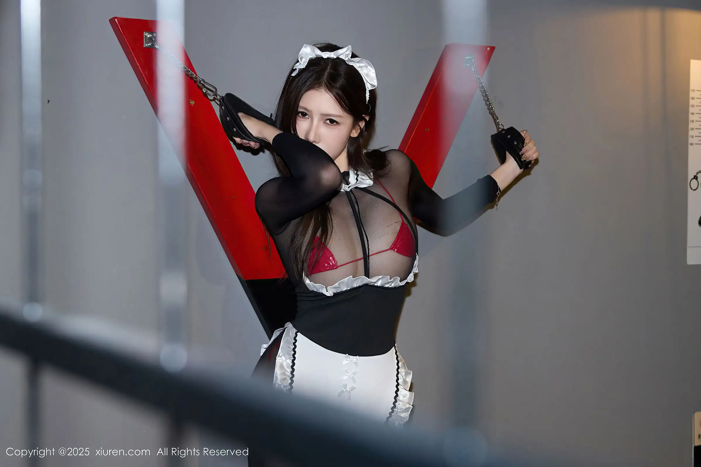 [XIUREN秀人网] 2025.11.06 NO.10957 尹甜甜sunny