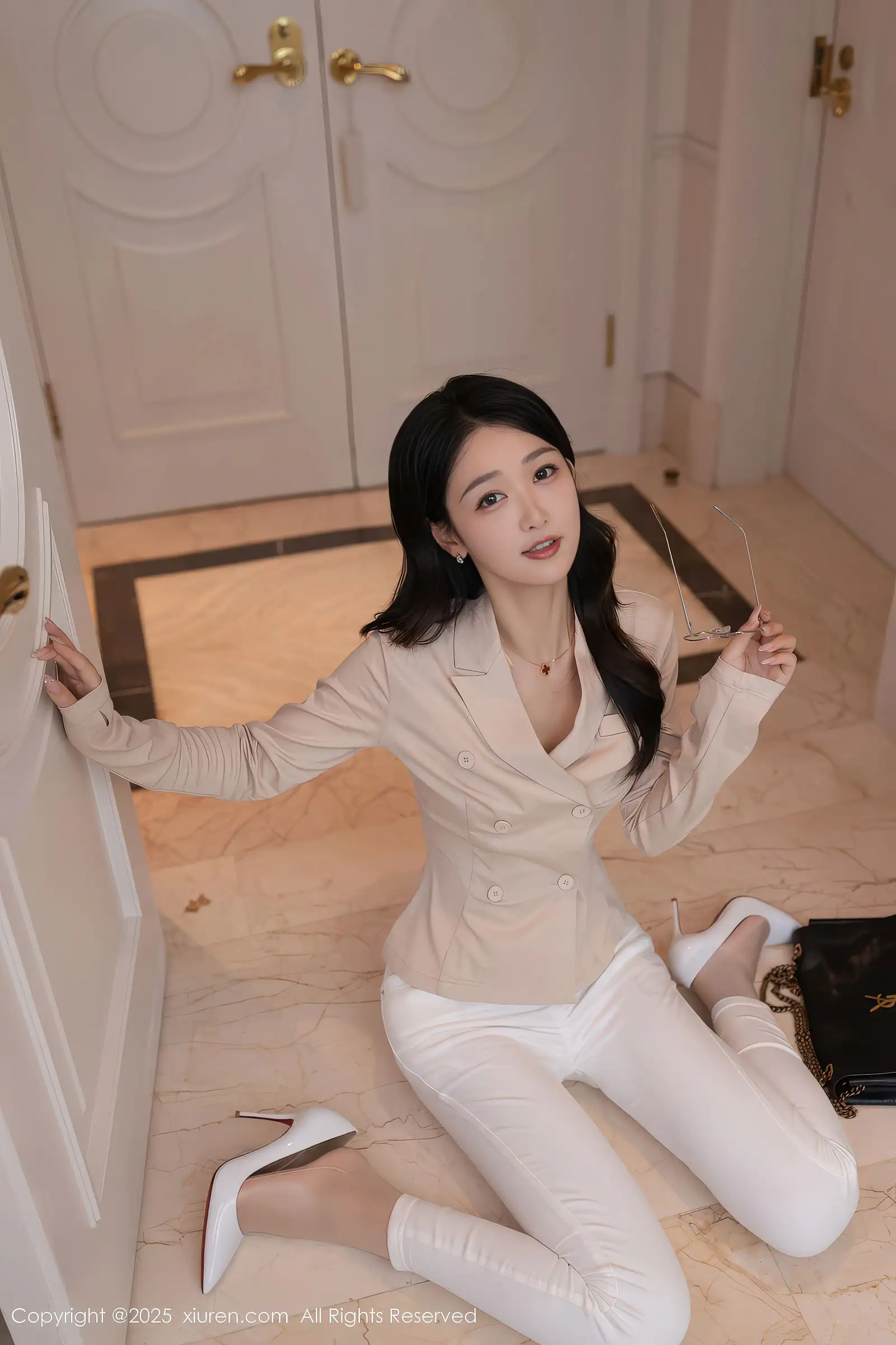 [XIUREN秀人网] 2025.12.01 NO.11053 唐安琪