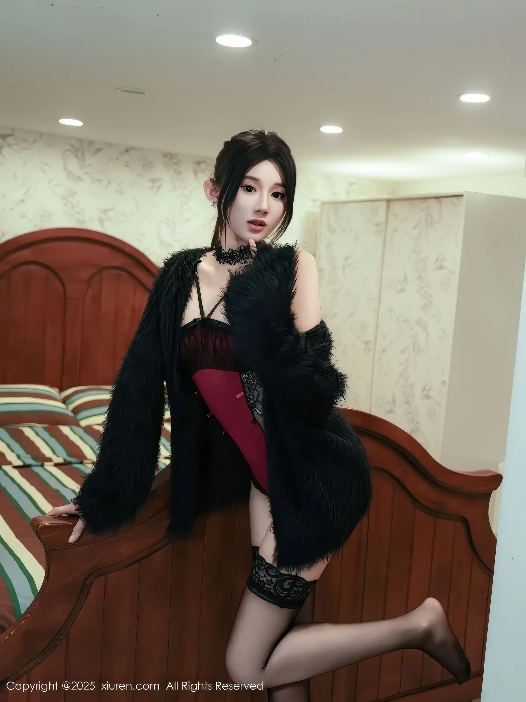 [XIUREN秀人网] 2025.12.05 NO.11072 桃子姐姐