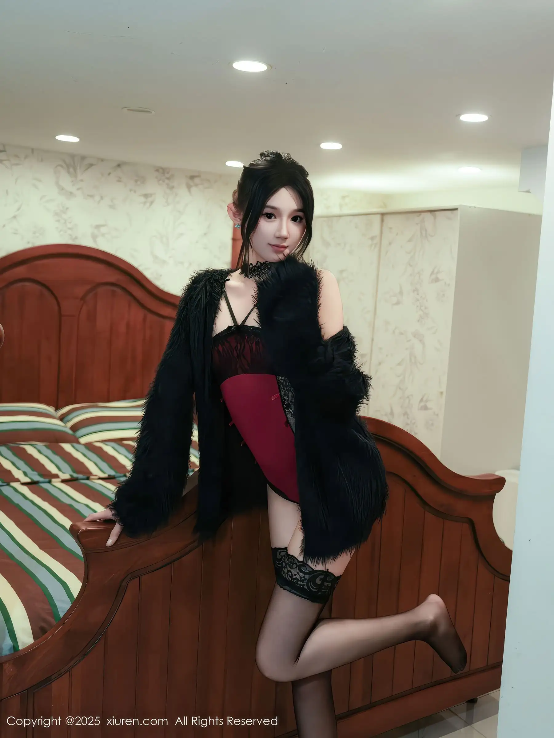 [XIUREN秀人网] 2025.12.05 NO.11072 桃子姐姐