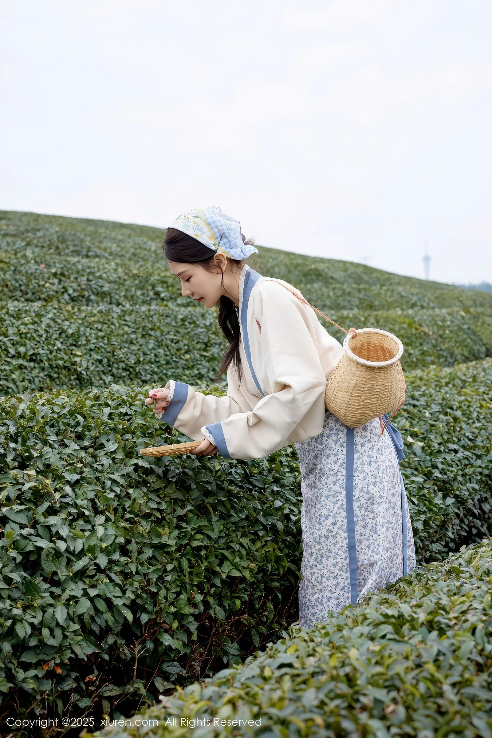 [XIUREN秀人网] 2025.12.11 NO.11098 尹甜甜