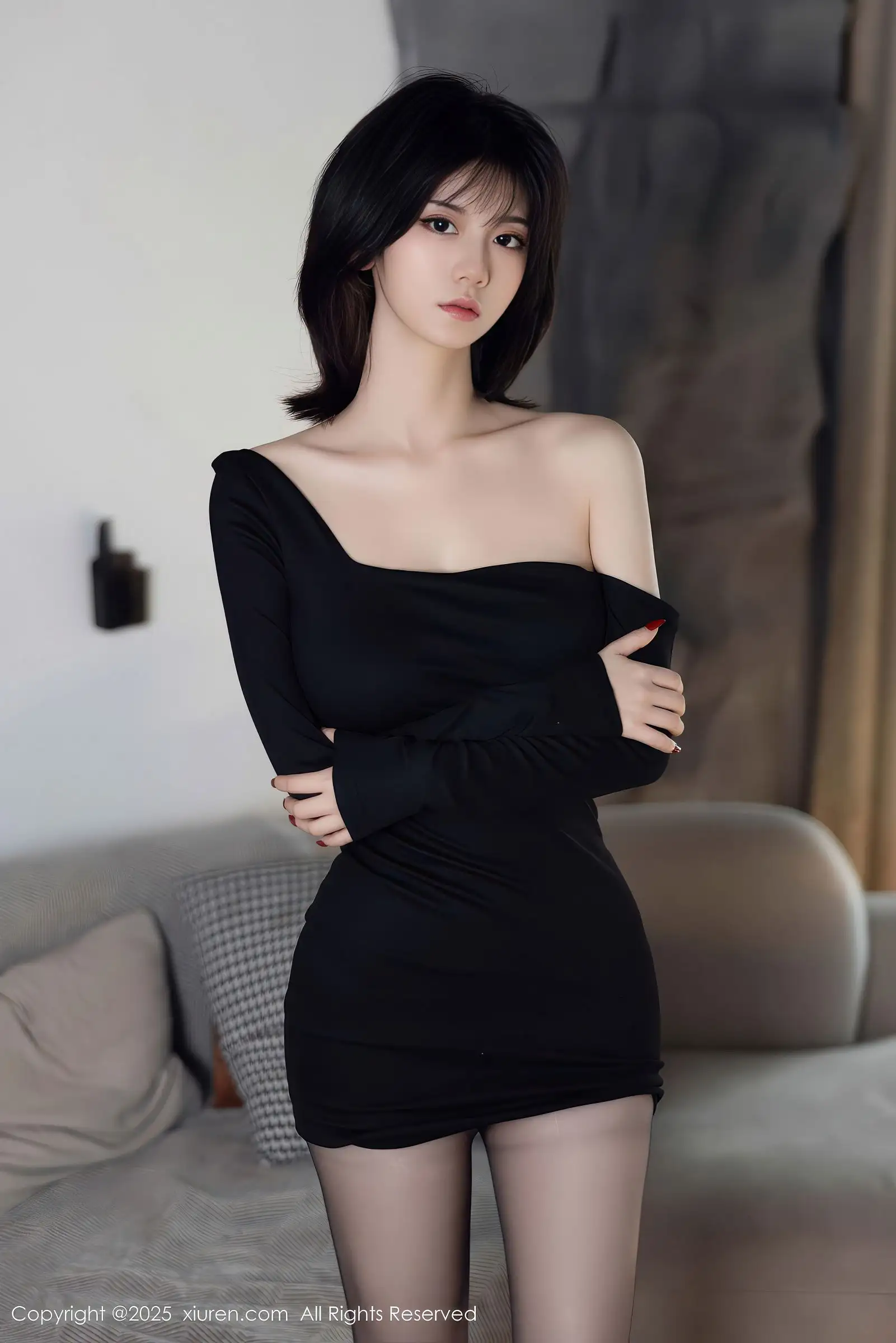 [XIUREN秀人网] 2025.12.12 NO.11105 凌七七