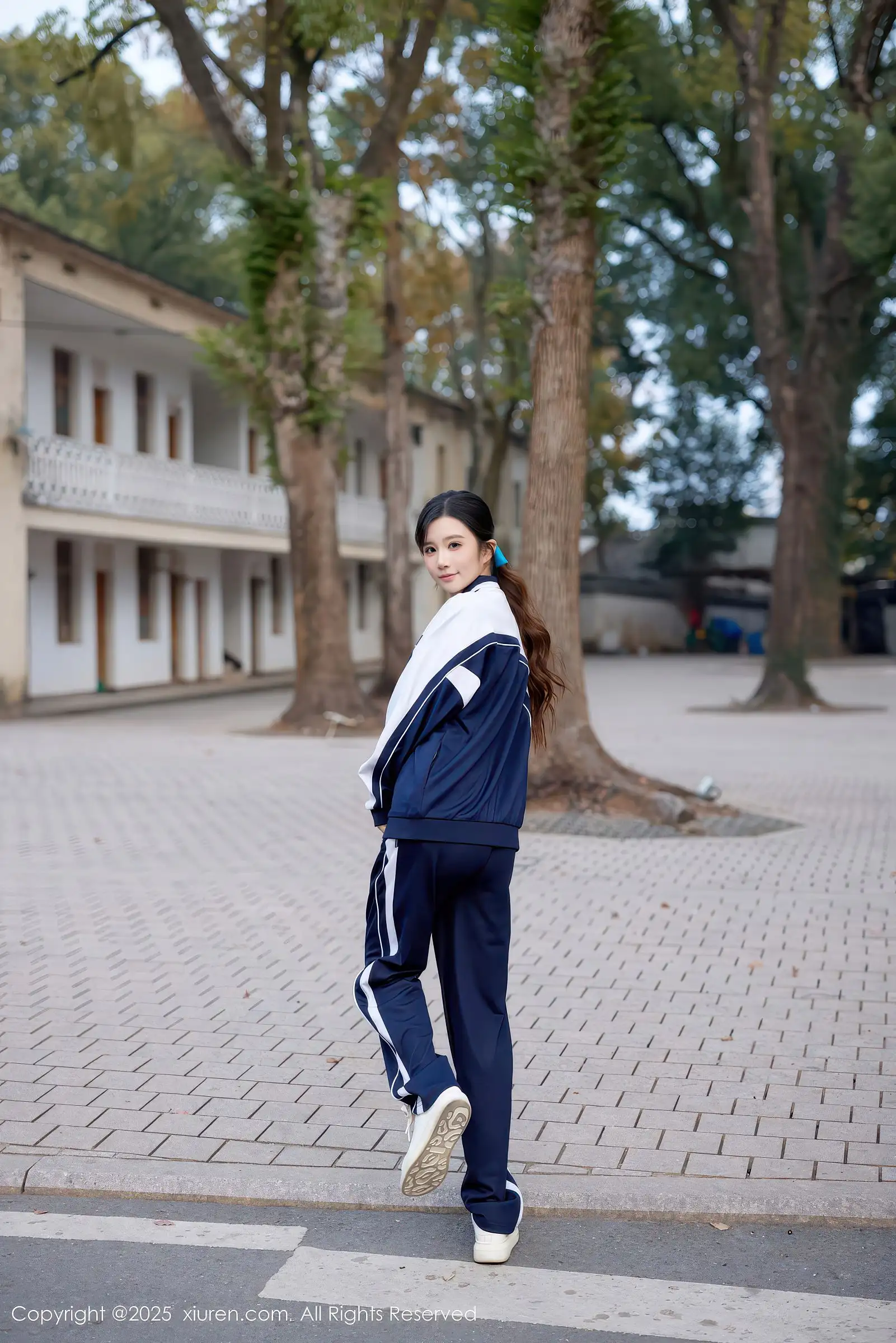 [XIUREN秀人网] 2025.12.12 NO.11103 小肉肉咪