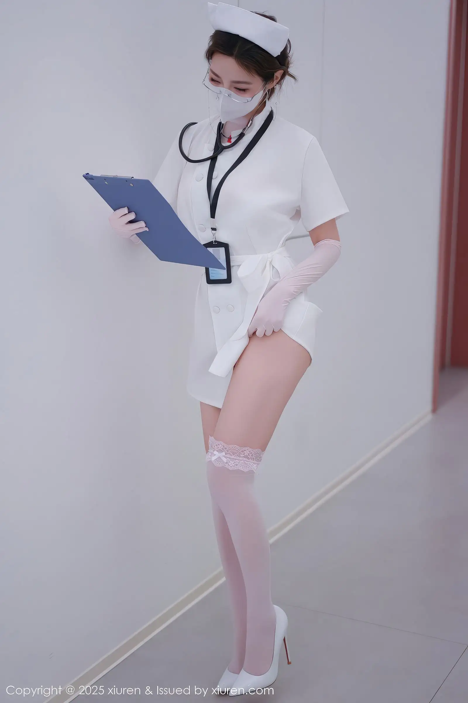 [XIUREN秀人网] 2025.12.11 NO.11099 Twins-桃桃