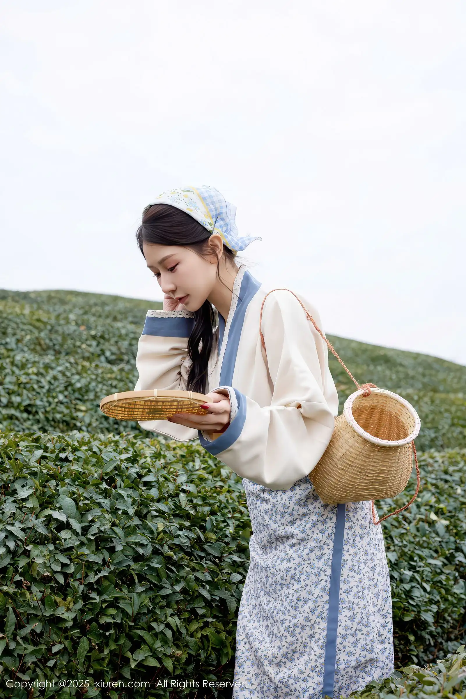 [XIUREN秀人网] 2025.12.11 NO.11098 尹甜甜