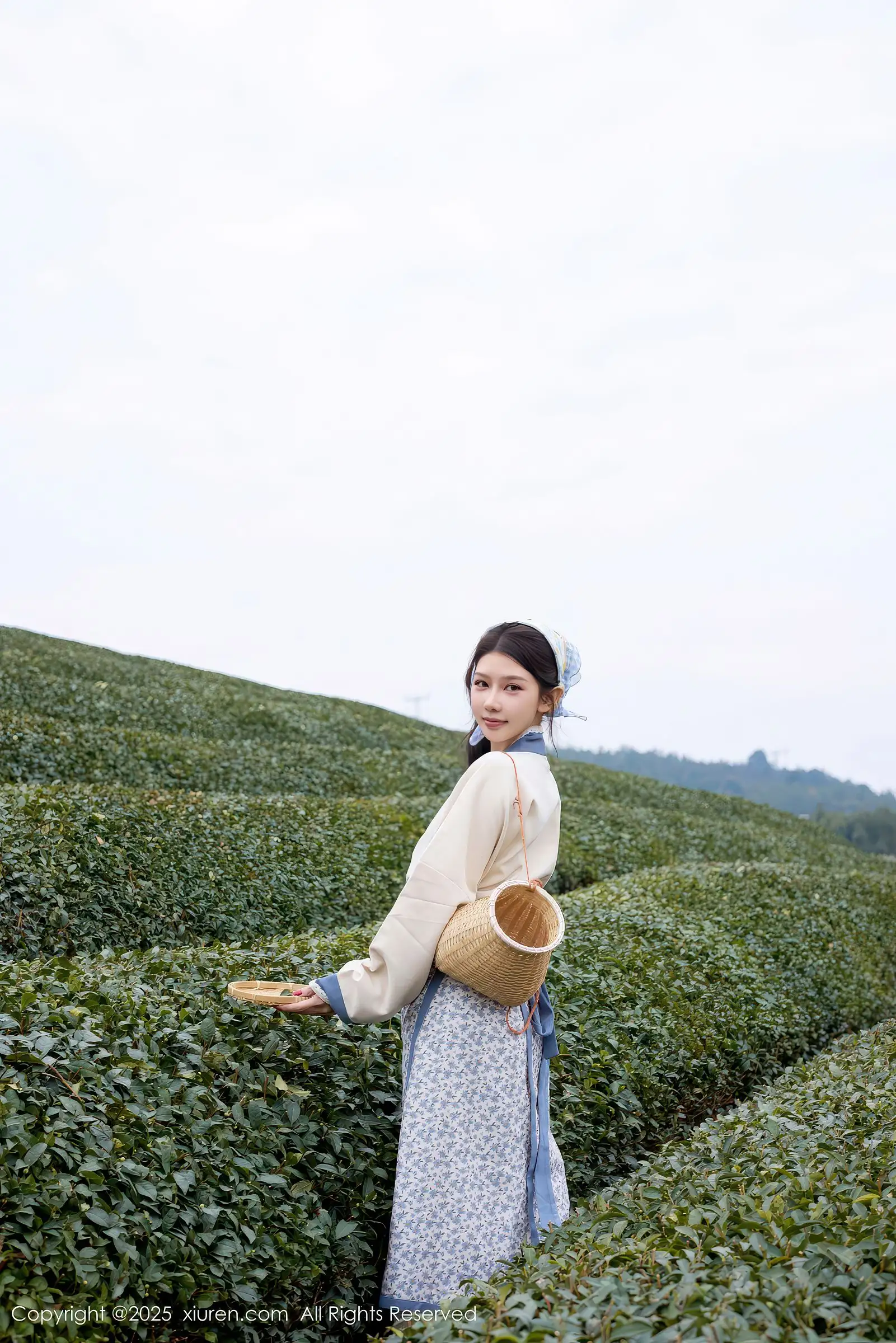 [XIUREN秀人网] 2025.12.11 NO.11098 尹甜甜
