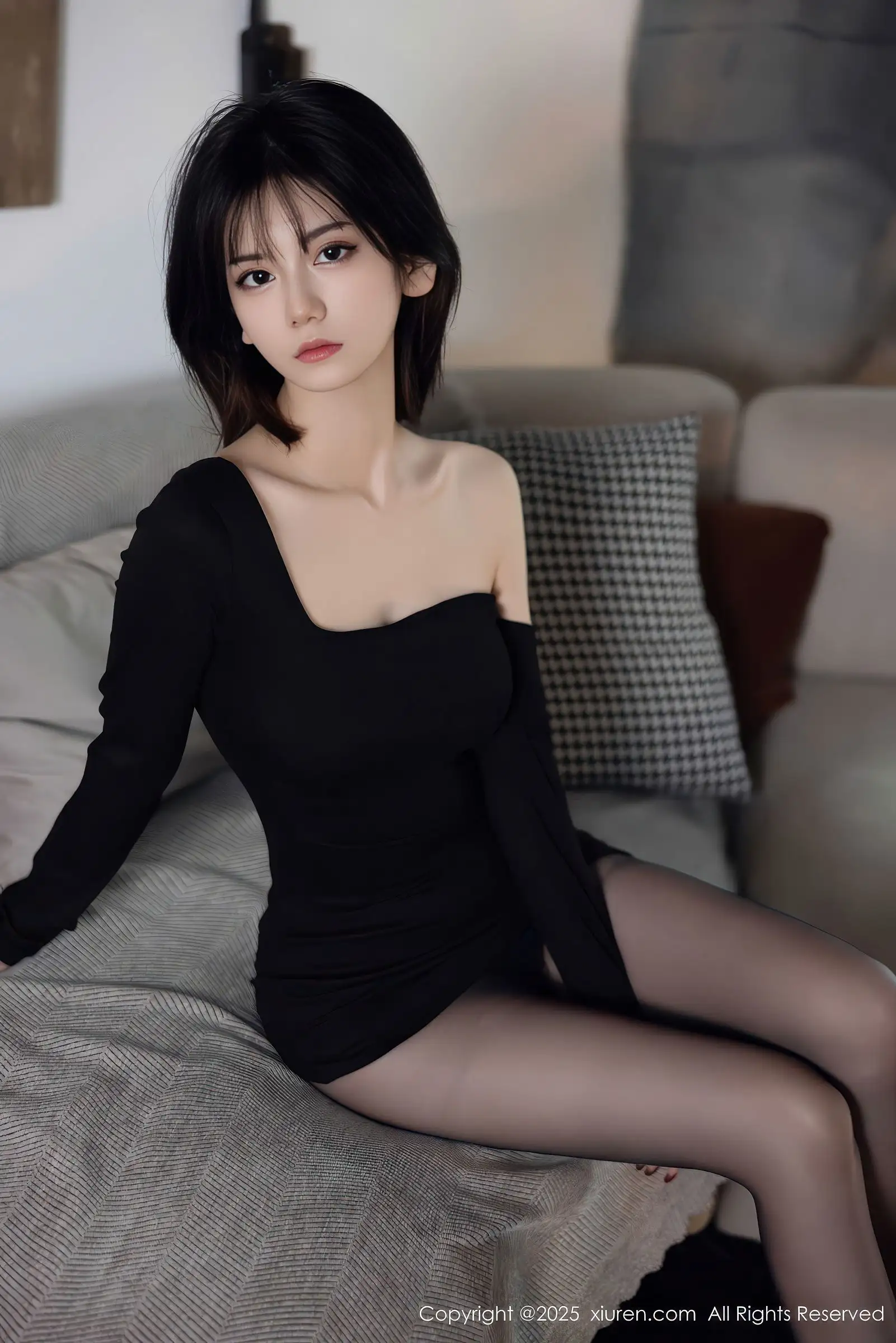 [XIUREN秀人网] 2025.12.12 NO.11105 凌七七