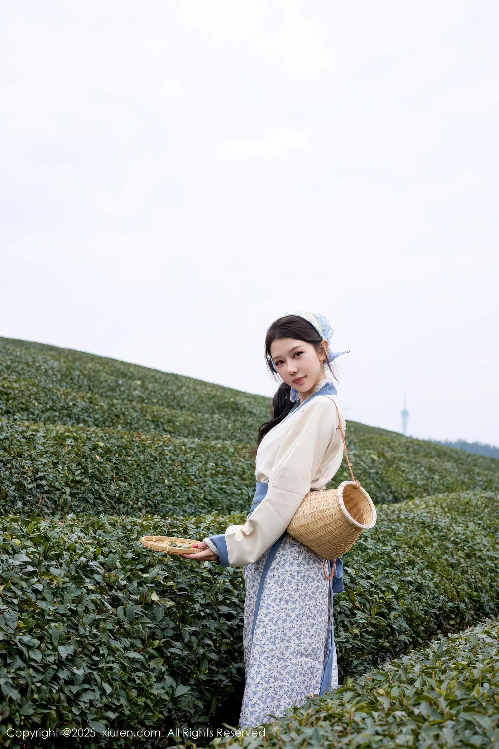 [XIUREN秀人网] 2025.12.11 NO.11098 尹甜甜