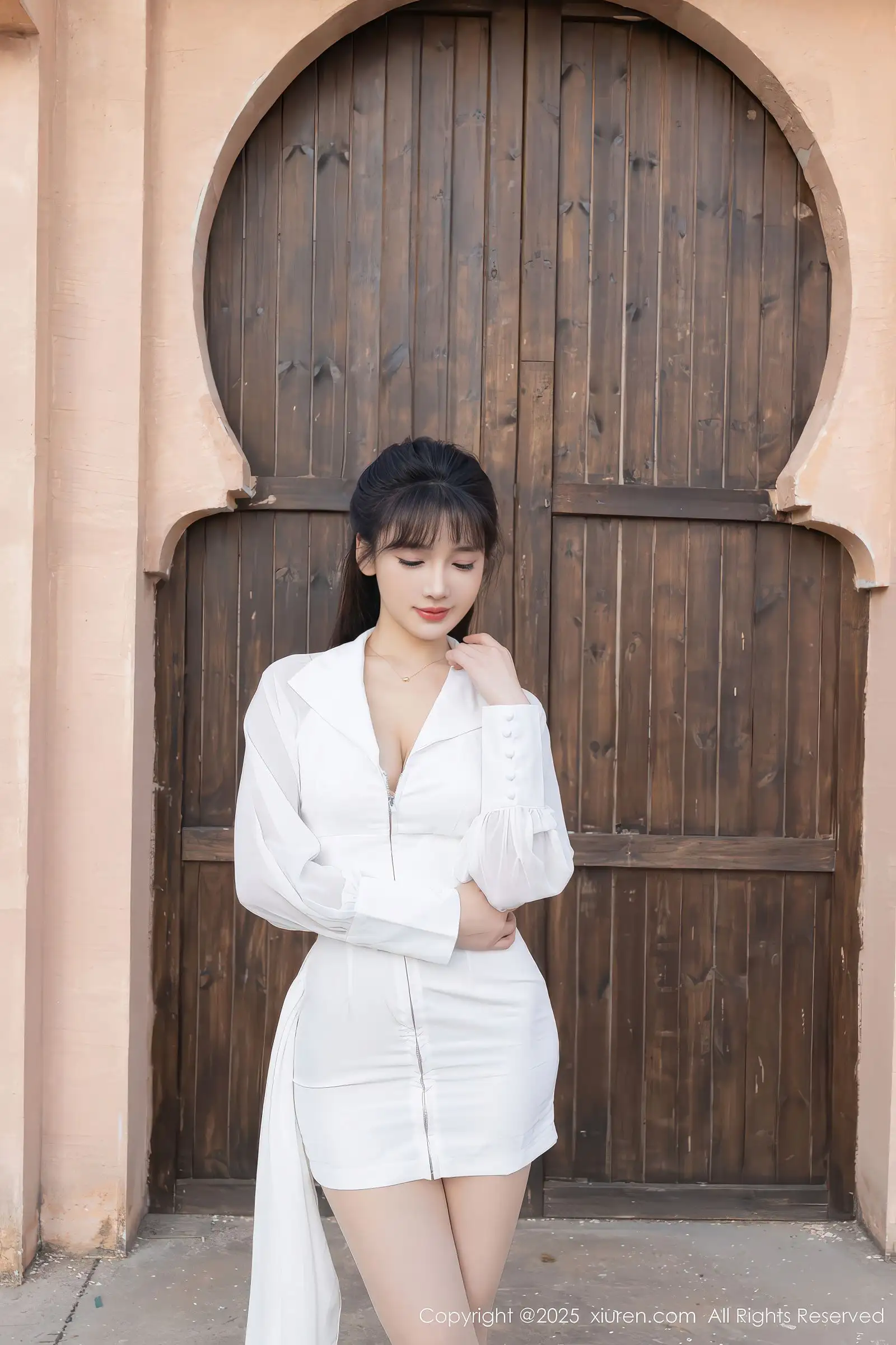 [XIUREN秀人网] 2025.12.11 NO.11100 陆萱萱