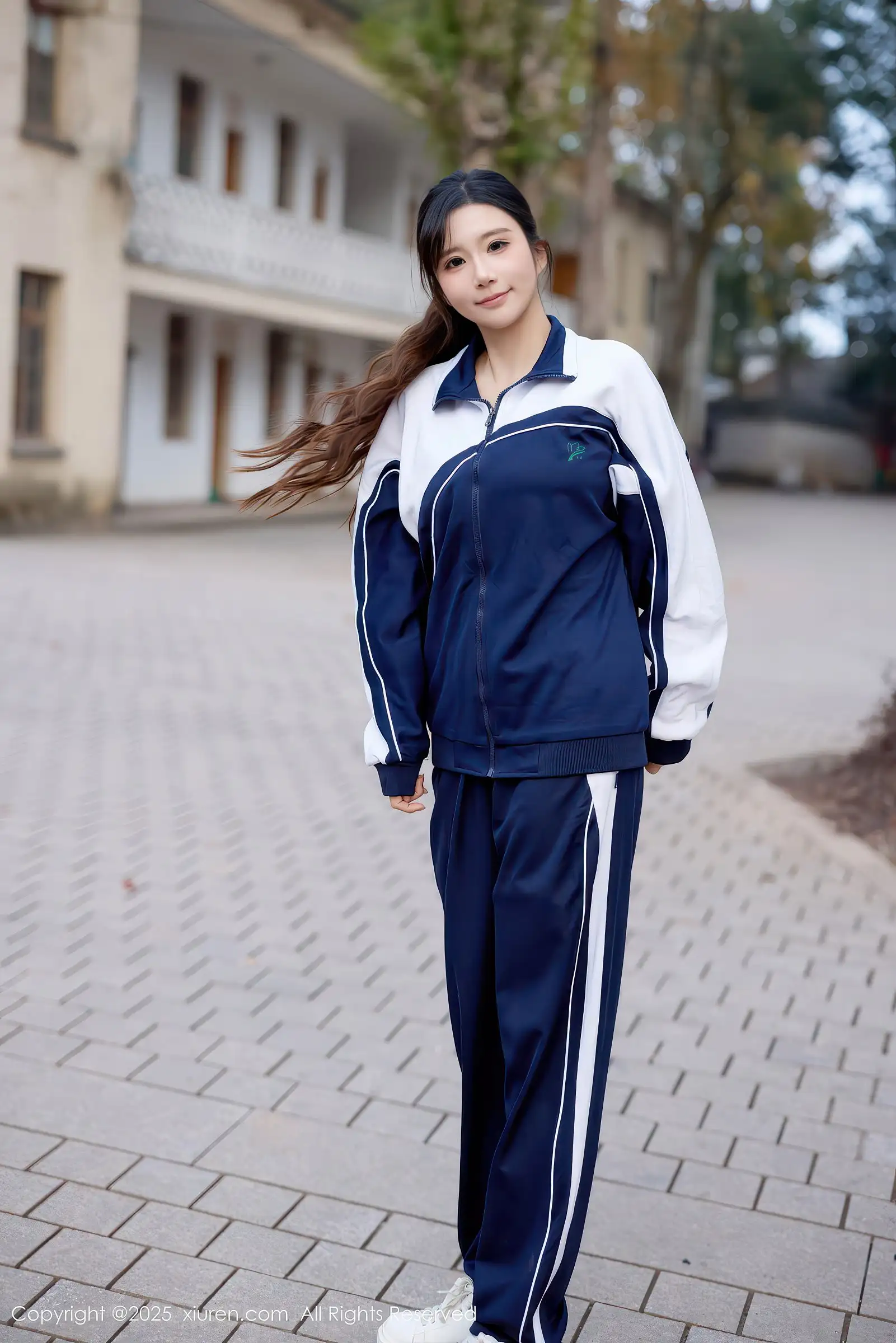 [XIUREN秀人网] 2025.12.12 NO.11103 小肉肉咪