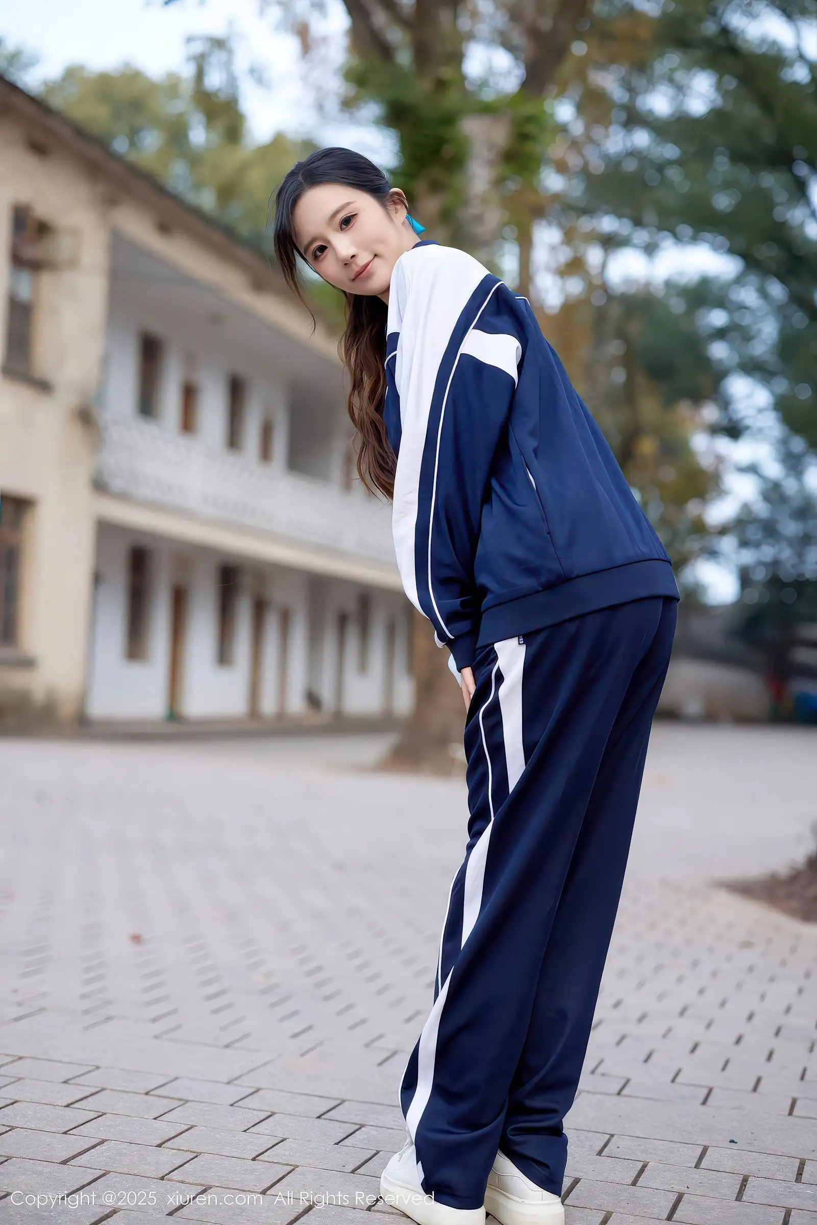 [XIUREN秀人网] 2025.12.12 NO.11103 小肉肉咪